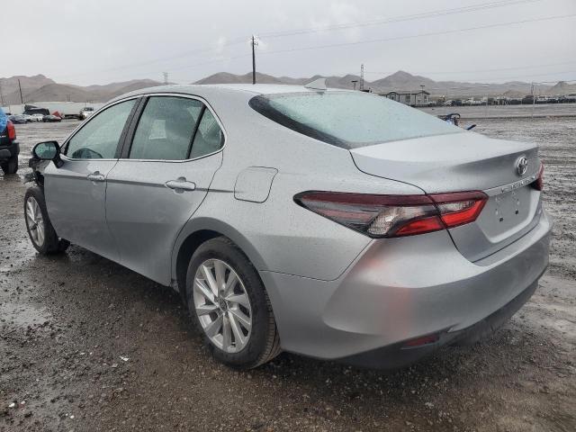 2023 Toyota Camry Le - Фото 2