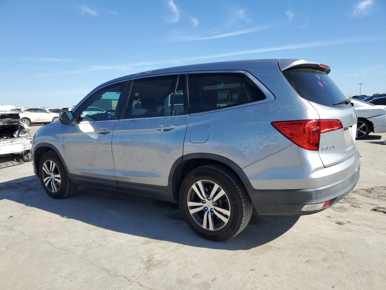 2016 HONDA PILOT EXLN - Image 2