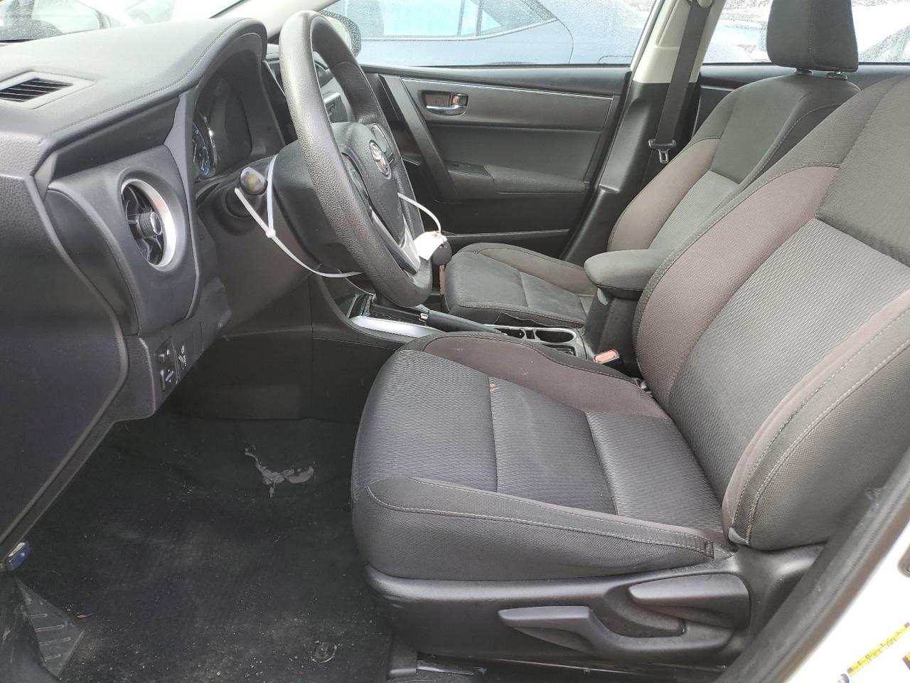 2018 TOYOTA COROLLA L - Фото 7