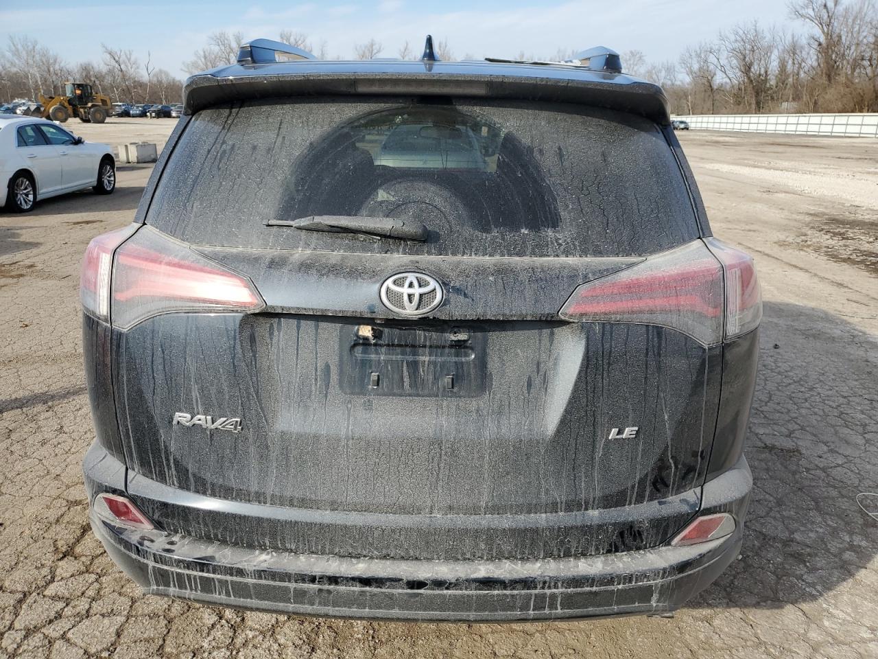 2018 TOYOTA RAV4 LE - Image 6