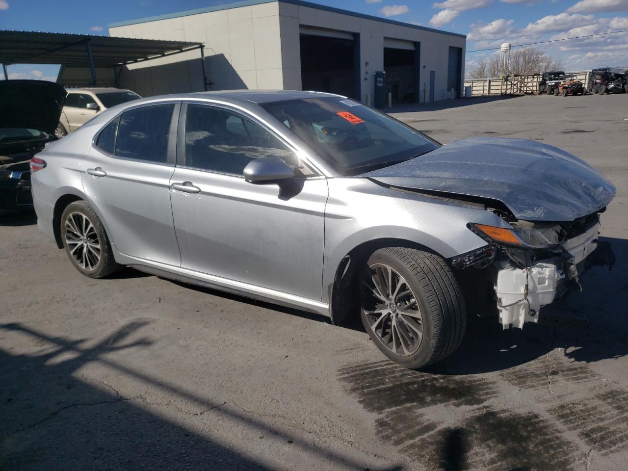 2020 TOYOTA CAMRY SE - Image 4