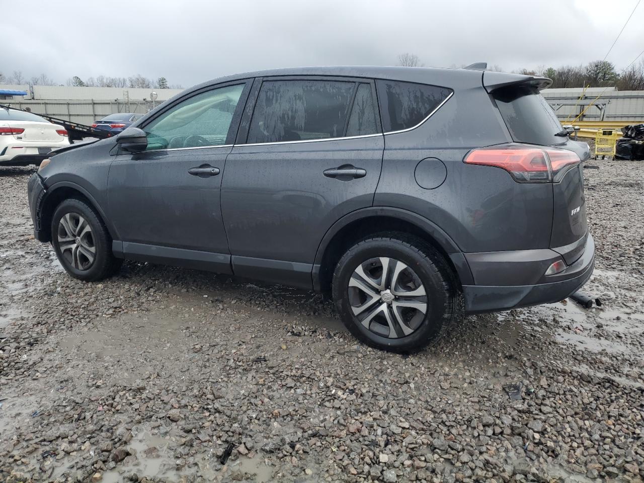 2018 TOYOTA RAV4 LE - Image 2
