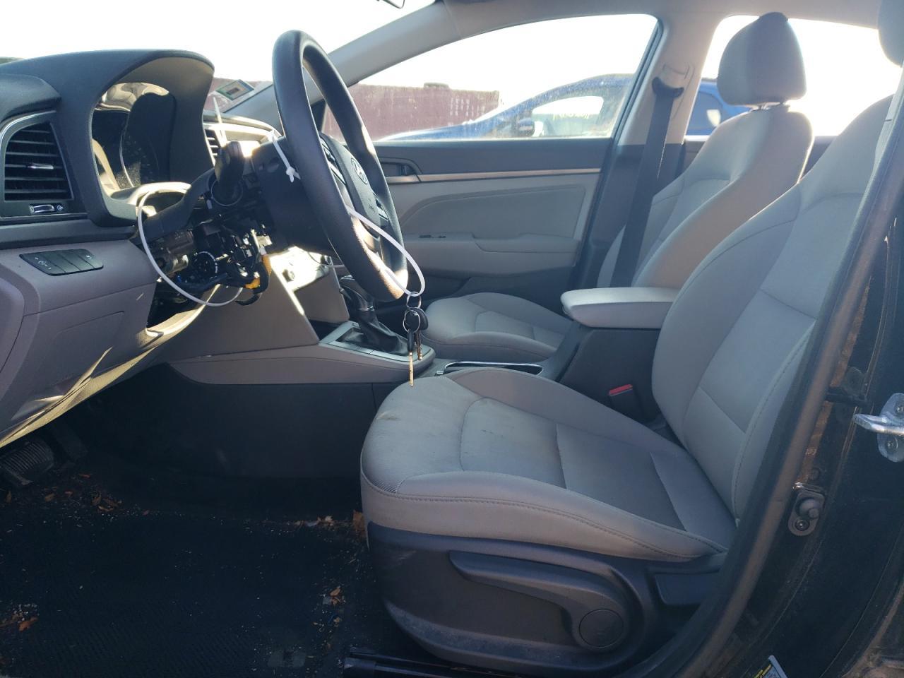 2017 HYUNDAI ELANTRA SE - Image 7