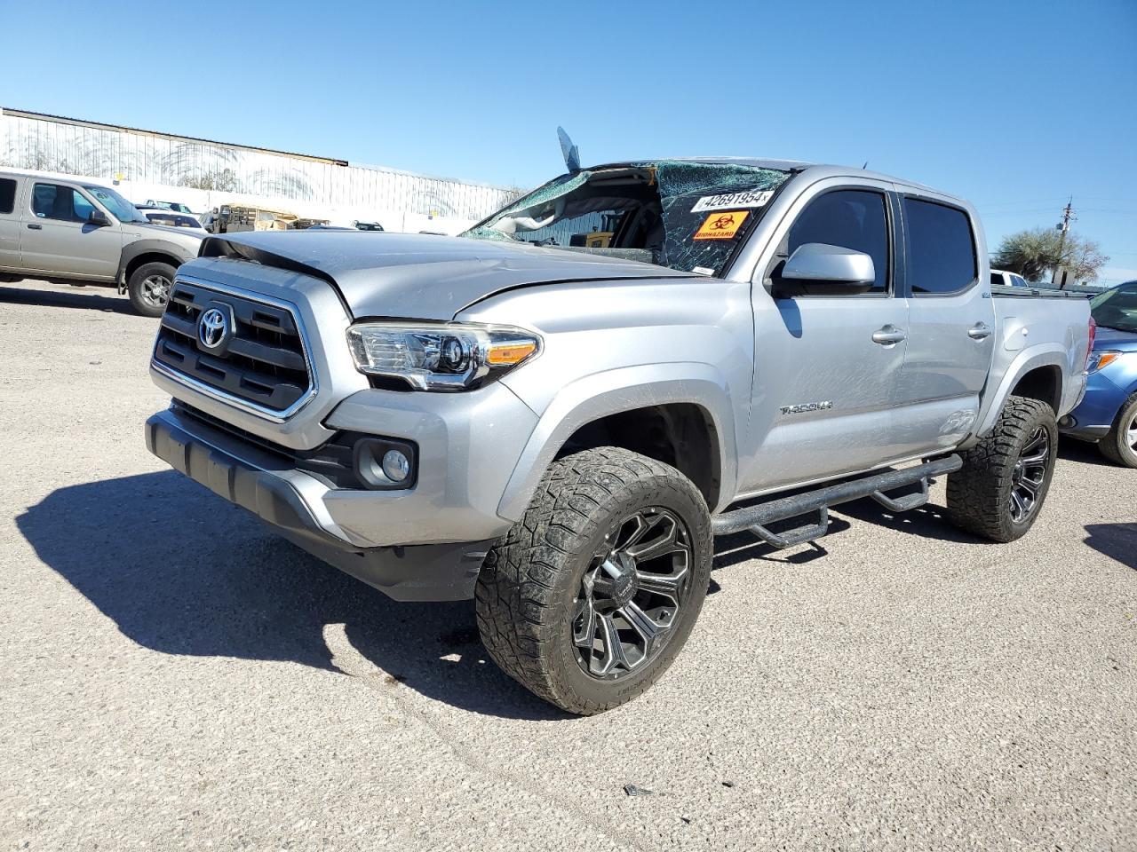 2017 TOYOTA TACOMA DOU