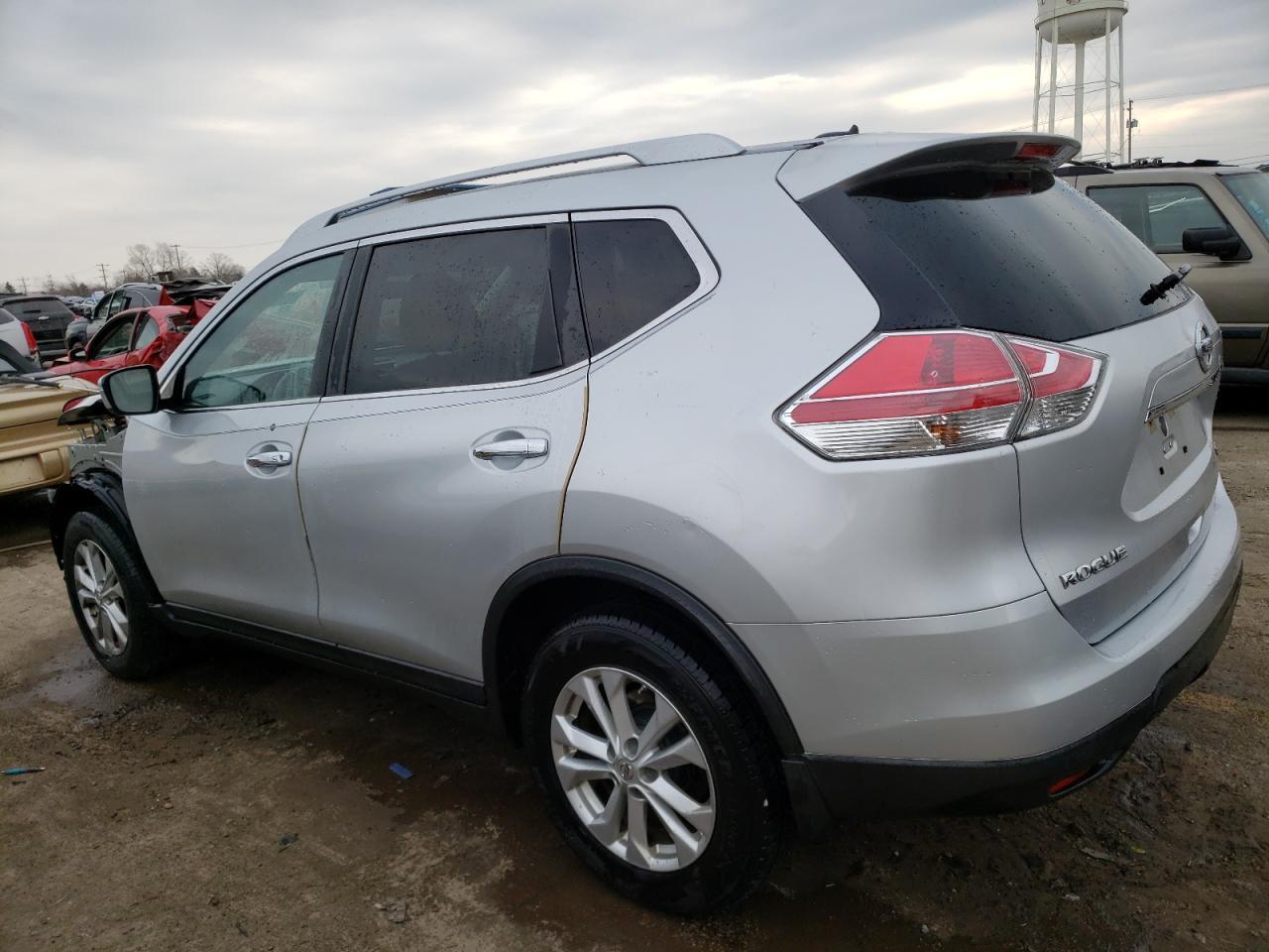 2015 NISSAN ROGUE S - Image 2