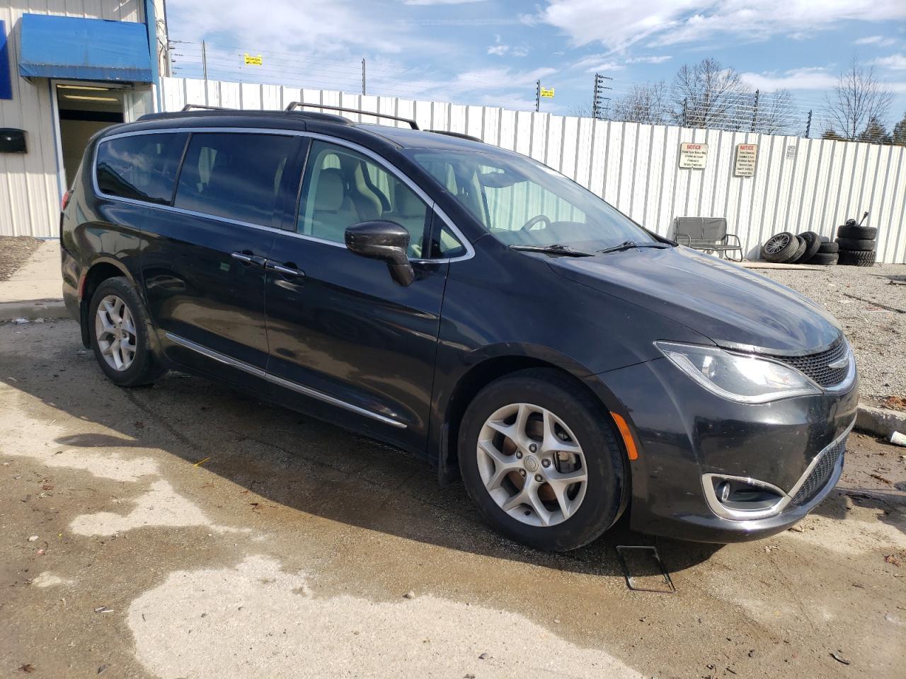 2017 CHRYSLER PACIFICA T - Фото 4
