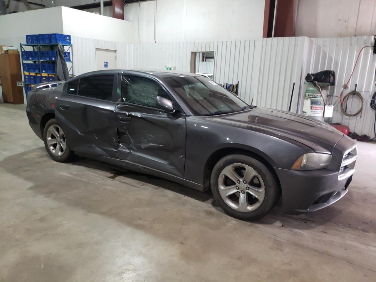 2014 DODGE CHARGER SE - Фото 4