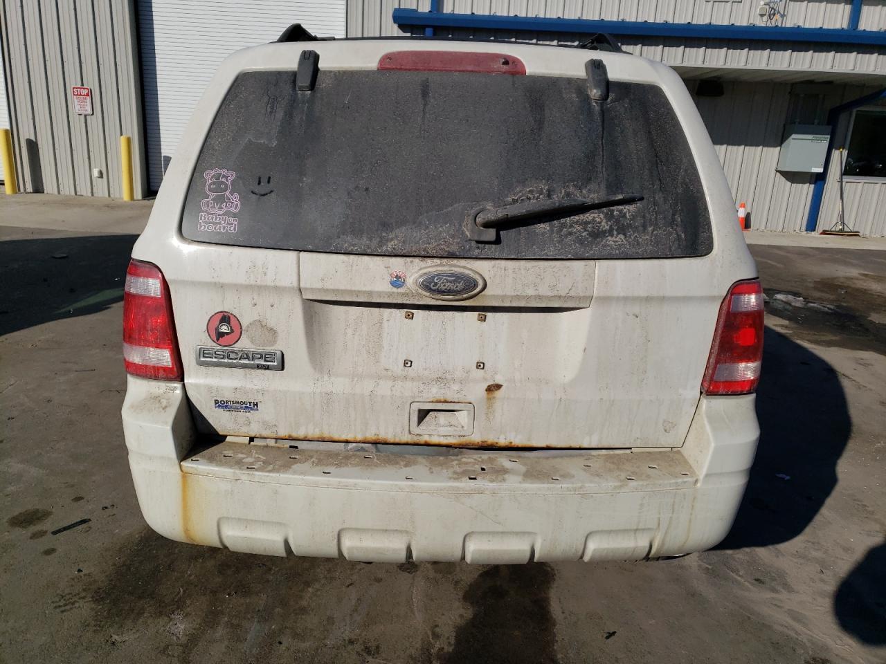 2010 FORD ESCAPE XLT - Фото 6