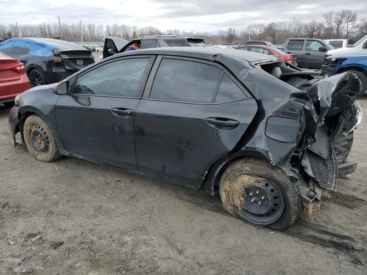 2015 TOYOTA COROLLA L - Image 2