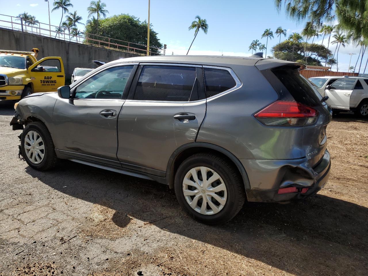 2017 NISSAN ROGUE S - Фото 2