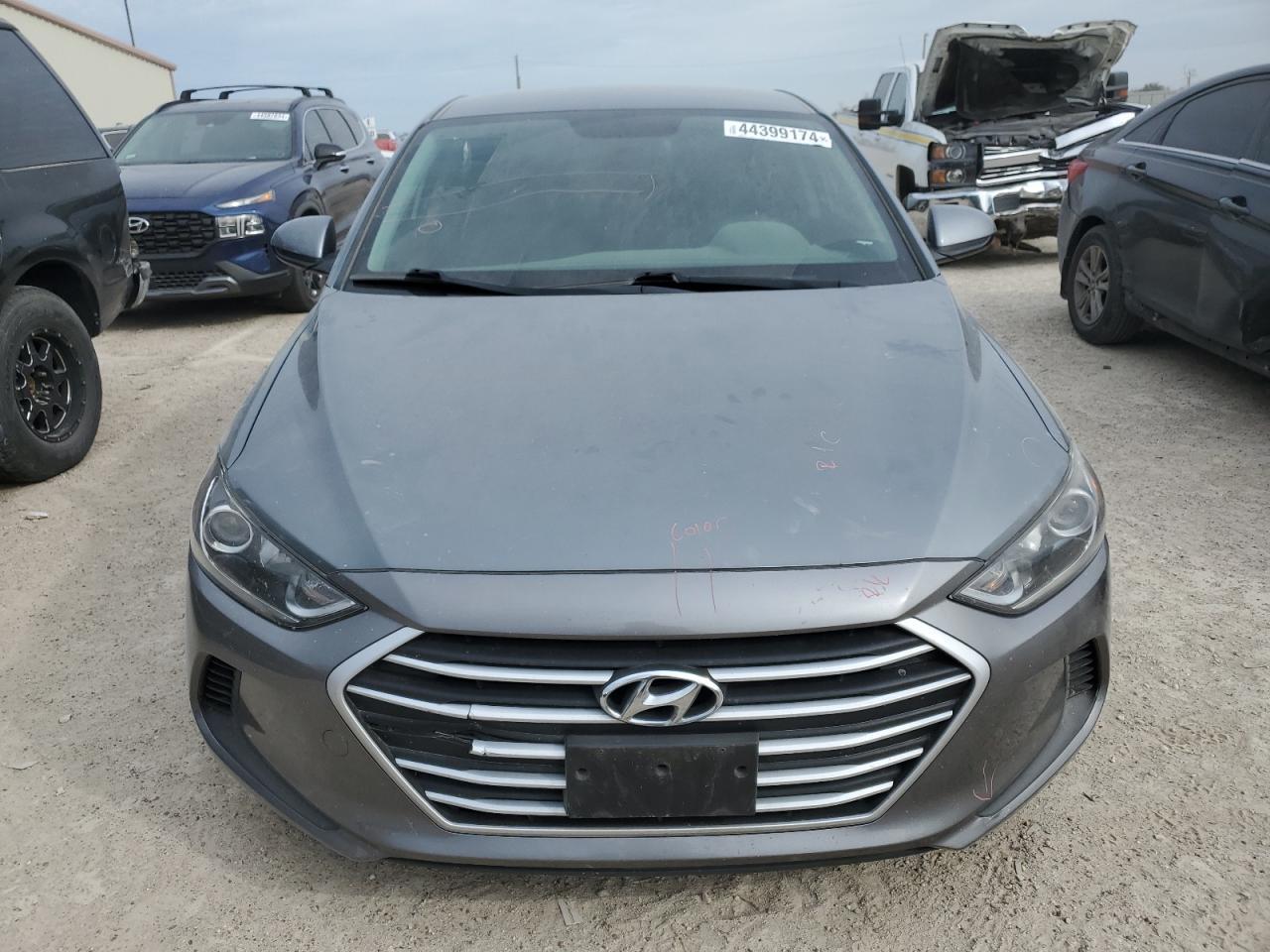 2018 HYUNDAI ELANTRA SE - Image 5