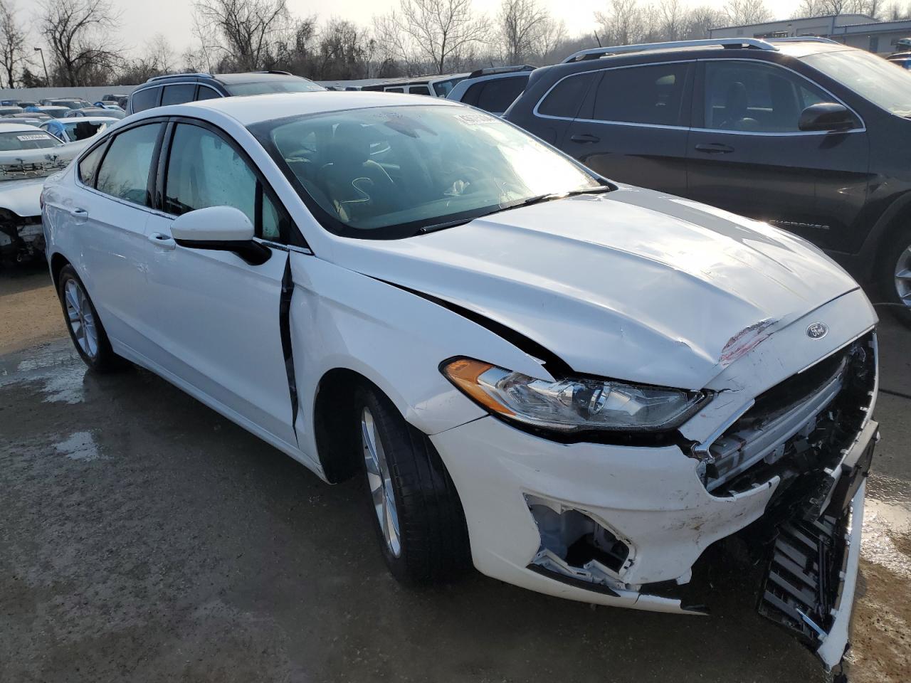 2020 FORD FUSION SE - Image 4