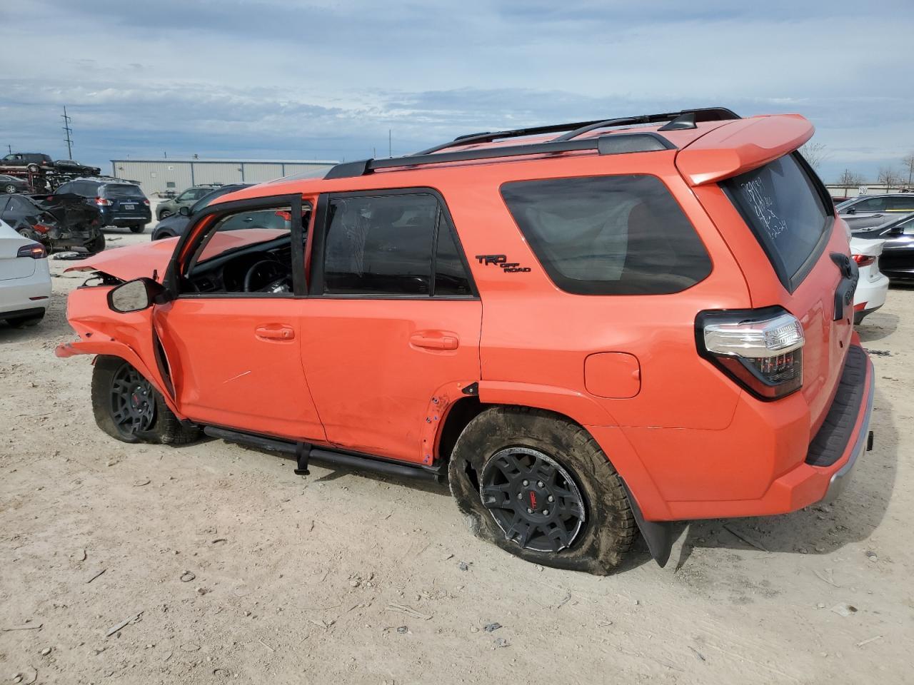 2024 TOYOTA 4RUNNER SR - Image 2