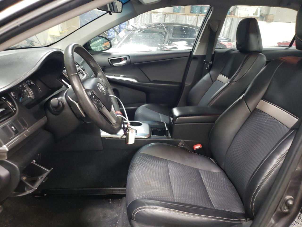 2014 TOYOTA CAMRY L - Фото 7