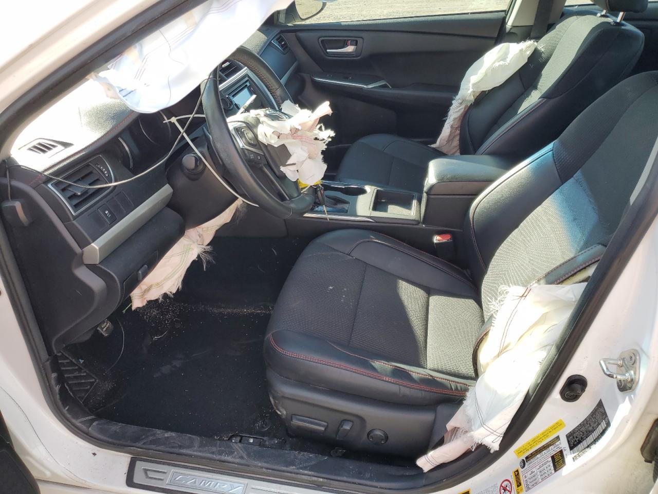 2016 TOYOTA CAMRY LE - Image 7