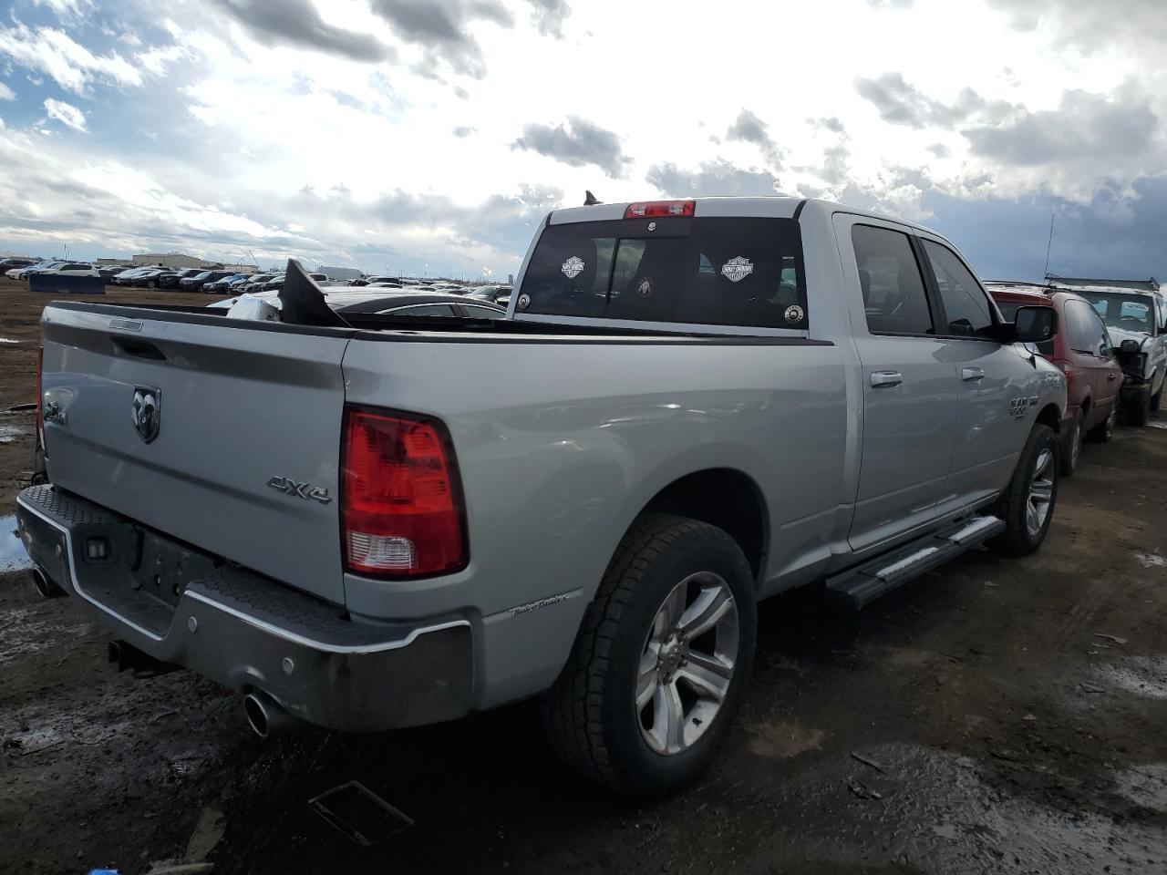 2019 RAM 1500 CLASS - Image 3