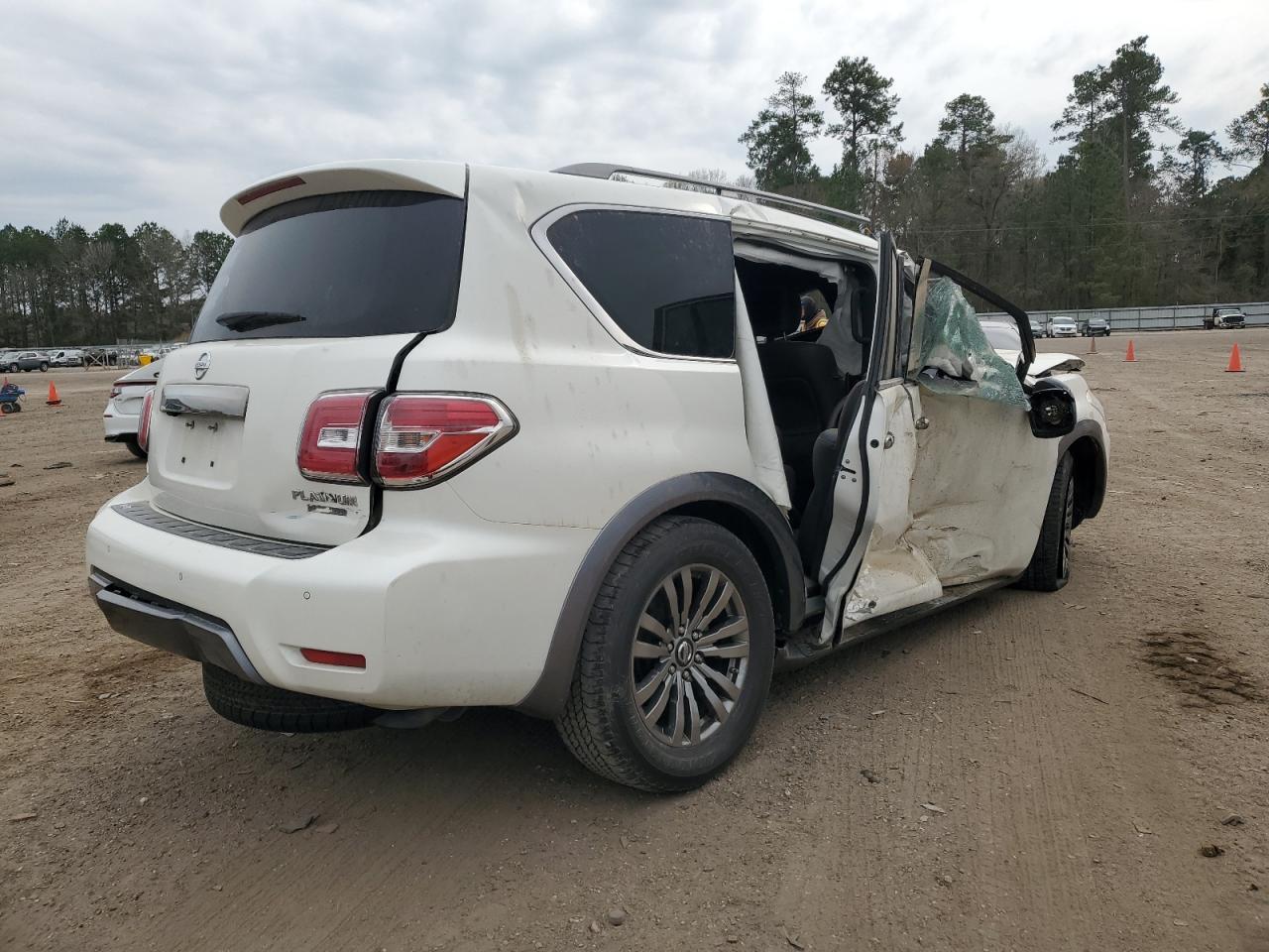 2018 NISSAN ARMADA SV - Фото 3