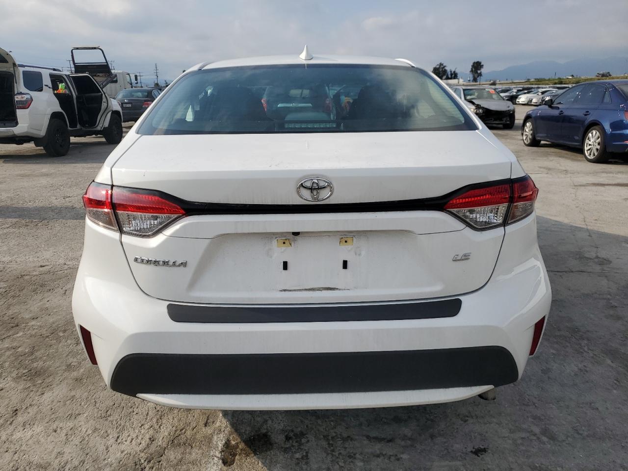2022 TOYOTA COROLLA LE - Image 6