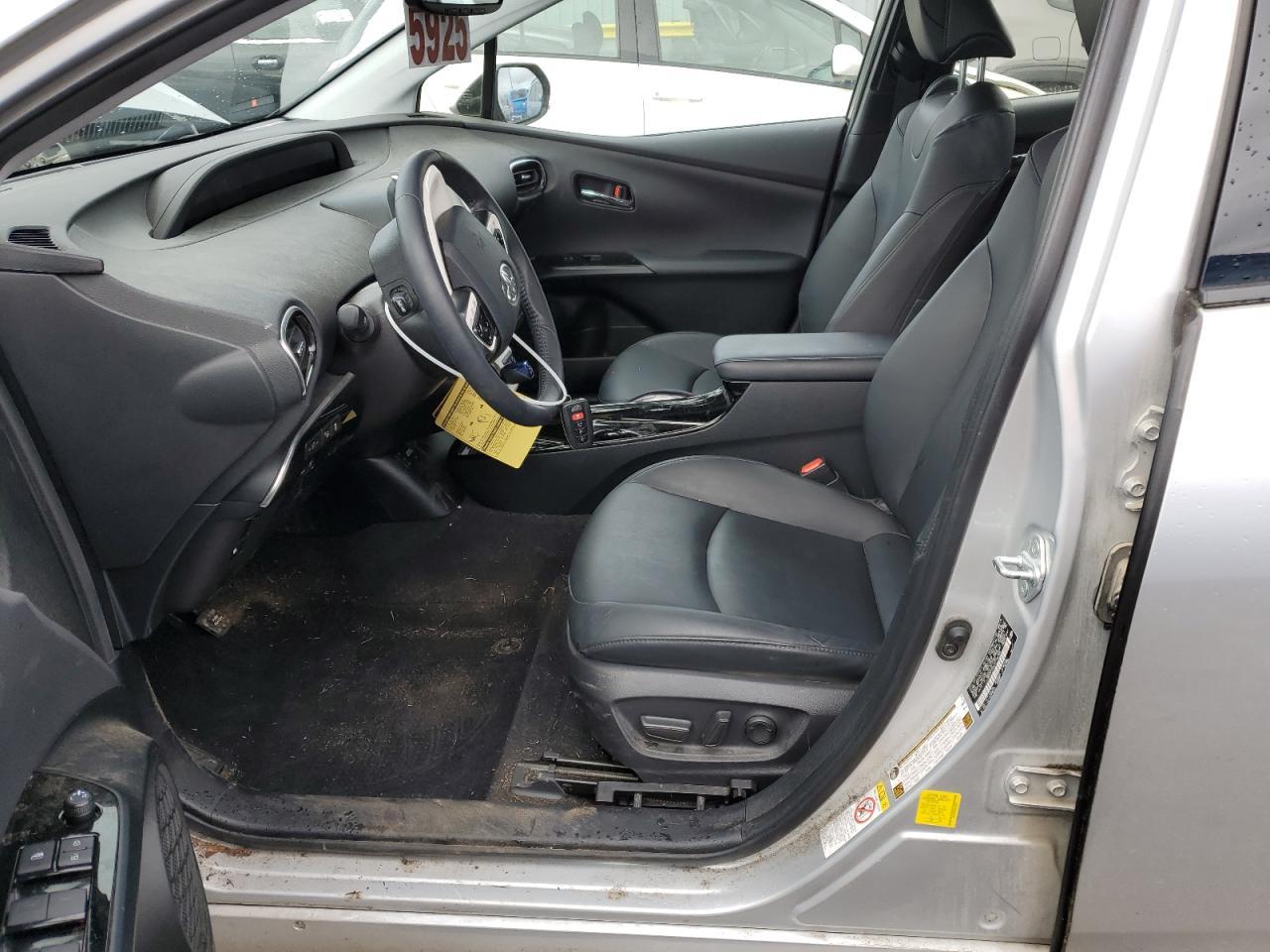 2019 TOYOTA PRIUS PRIM - Фото 7