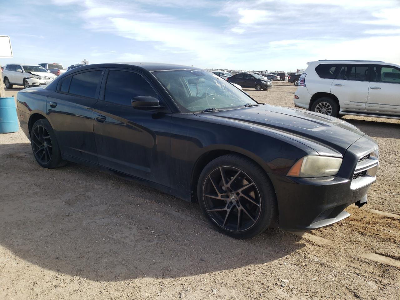 2013 DODGE CHARGER SE - Фото 4