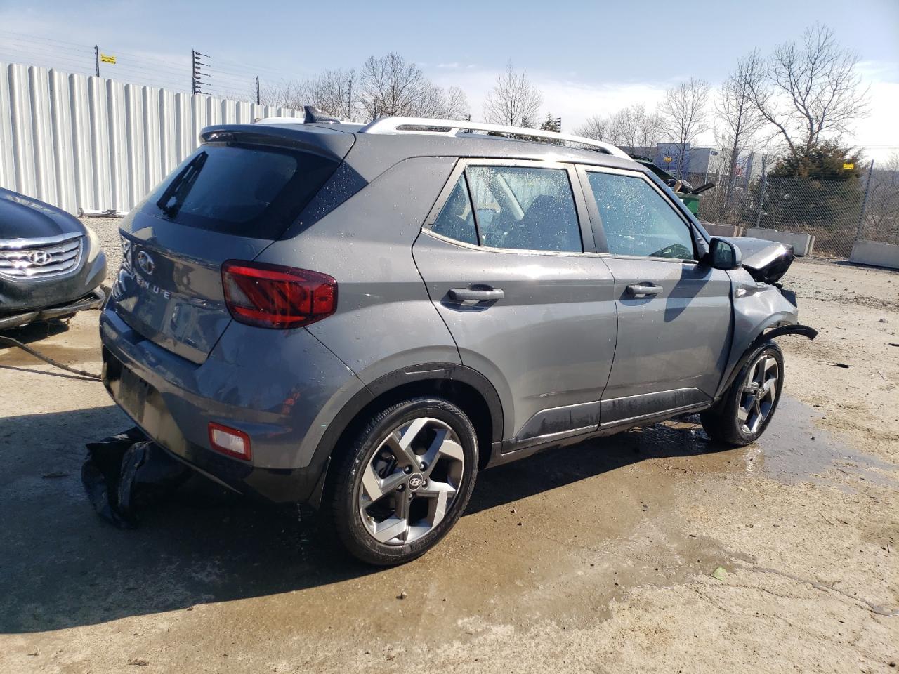 2022 HYUNDAI VENUE SEL - Фото 3