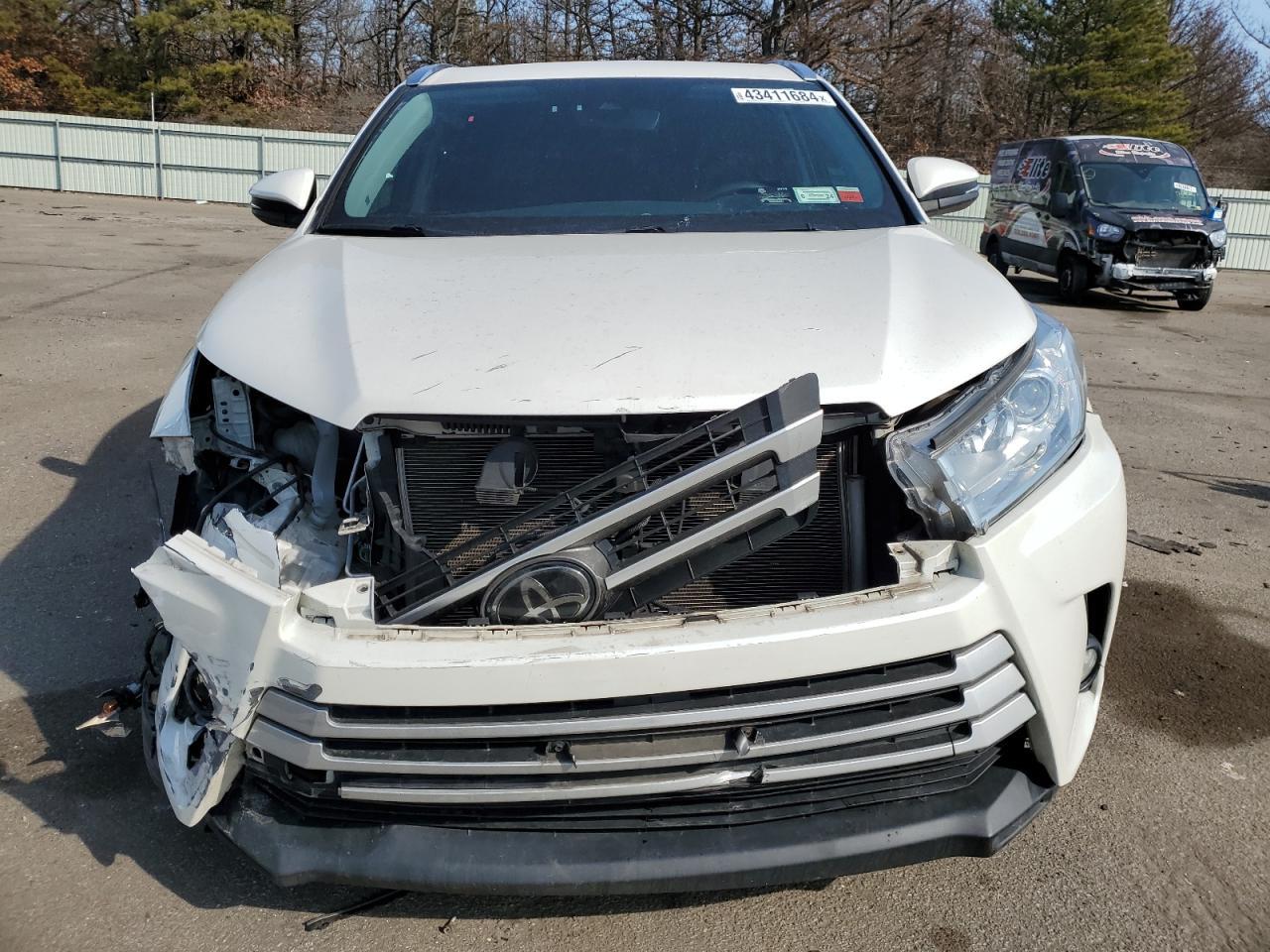 2019 TOYOTA HIGHLANDER - Image 5