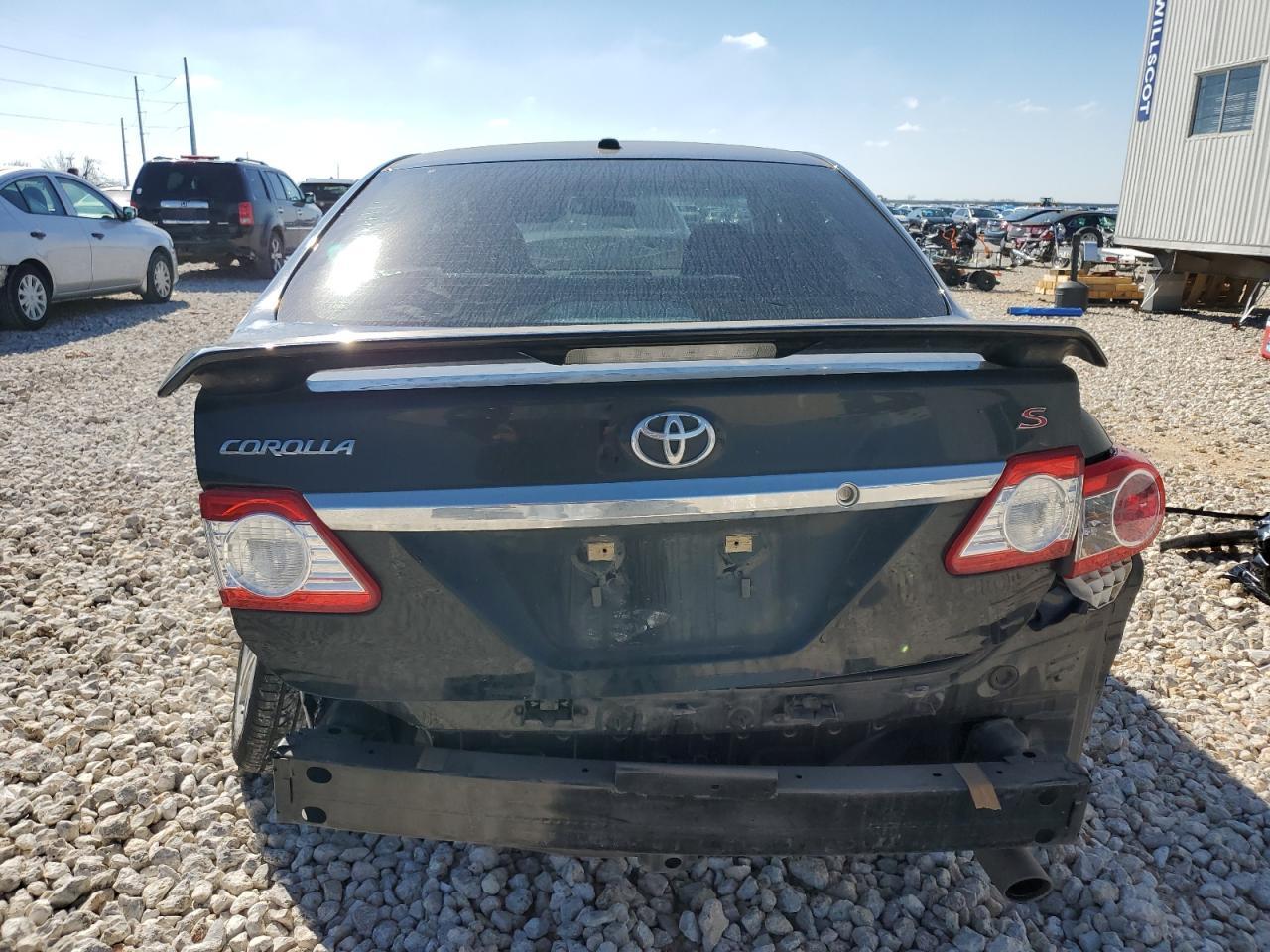 2013 TOYOTA COROLLA BA - Image 6