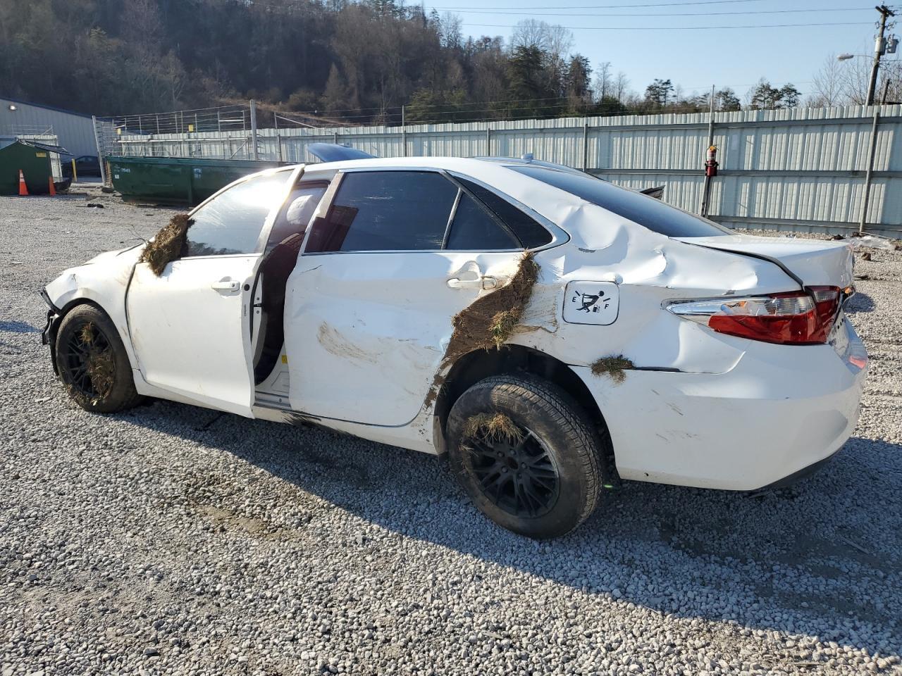 2016 TOYOTA CAMRY LE - Фото 2