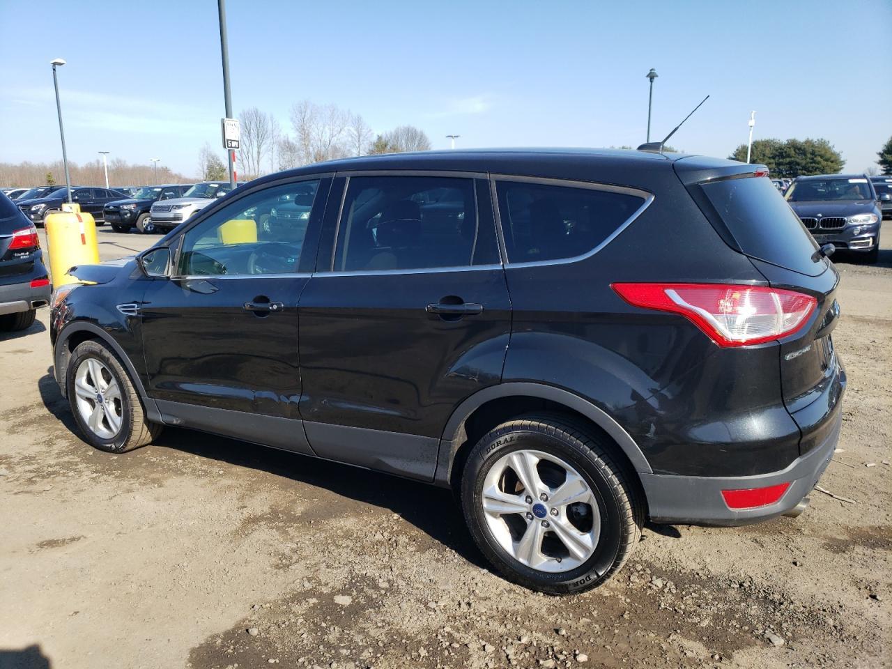 2015 FORD ESCAPE SE - Image 2