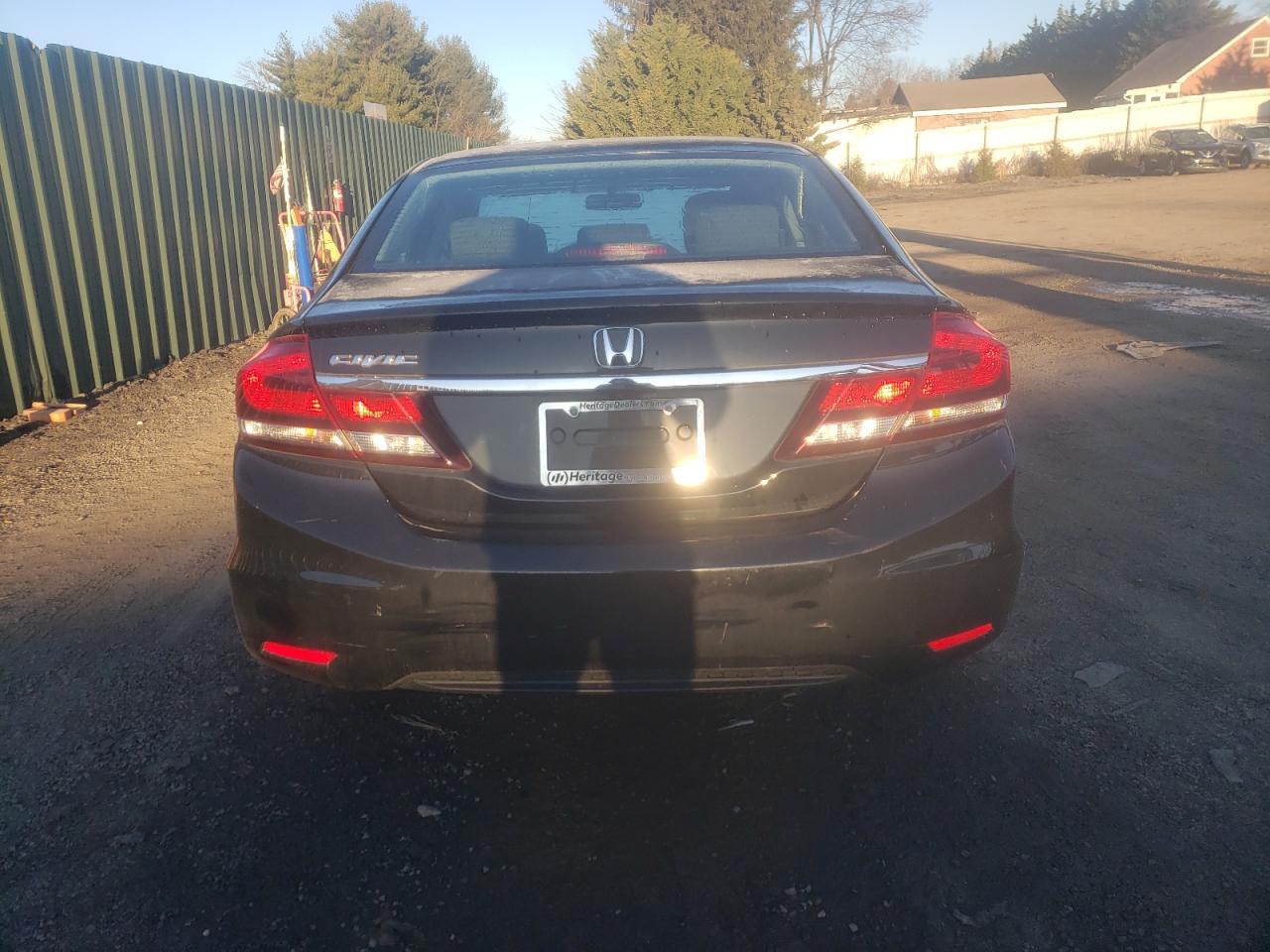 2015 HONDA CIVIC LX - Image 6