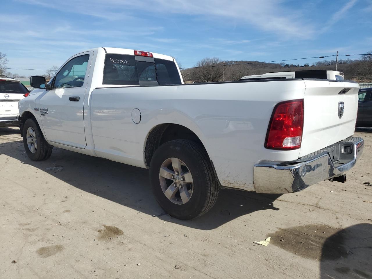 2019 RAM 1500 CLASS - Image 2