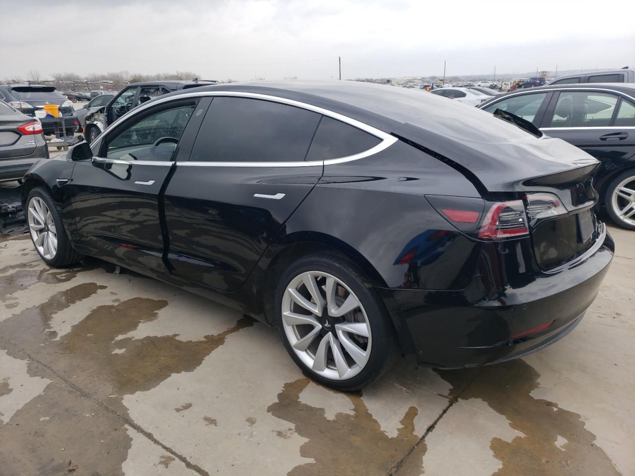 2019 TESLA MODEL 3 - Image 2