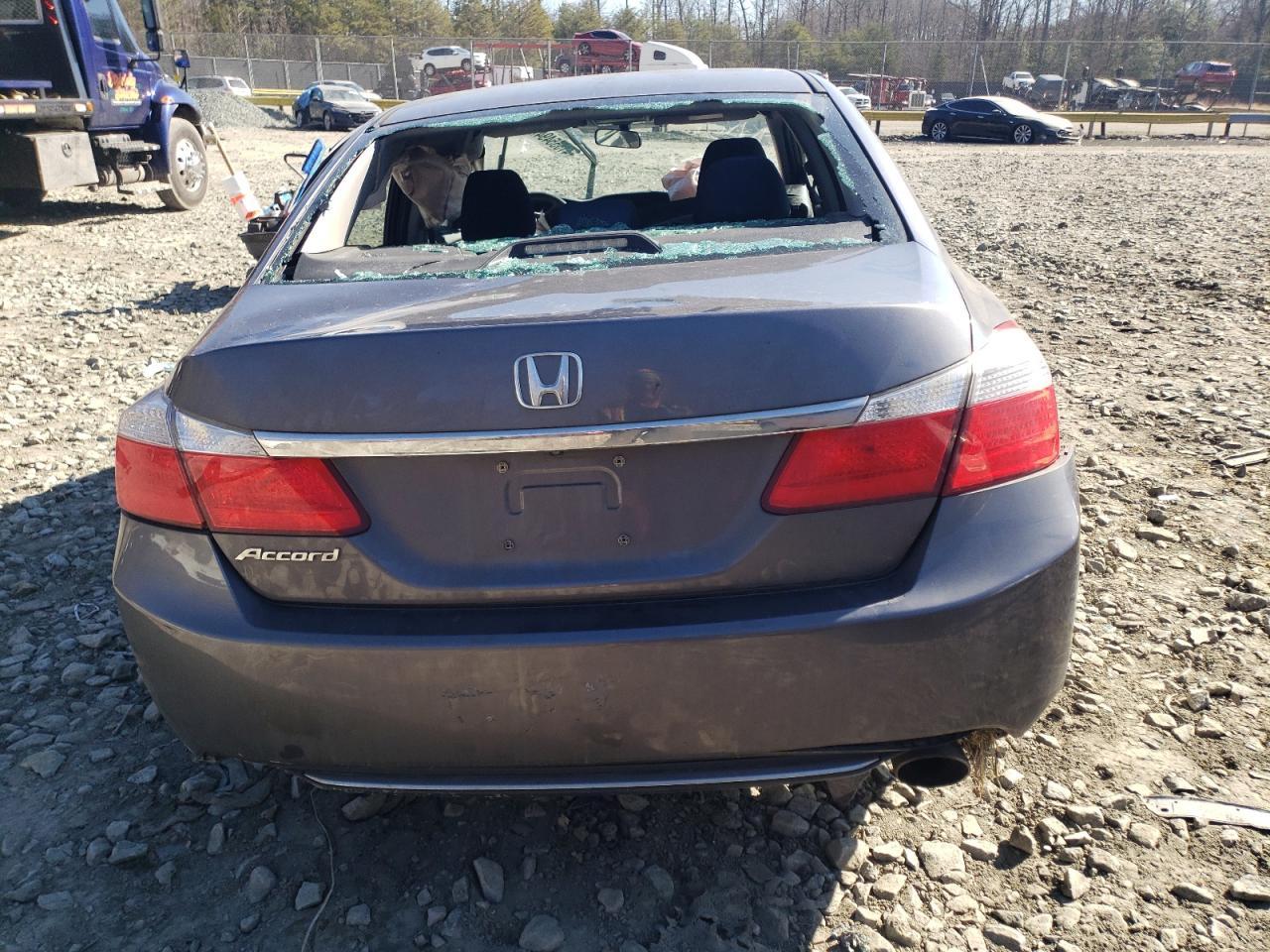 2014 HONDA ACCORD LX - Фото 6