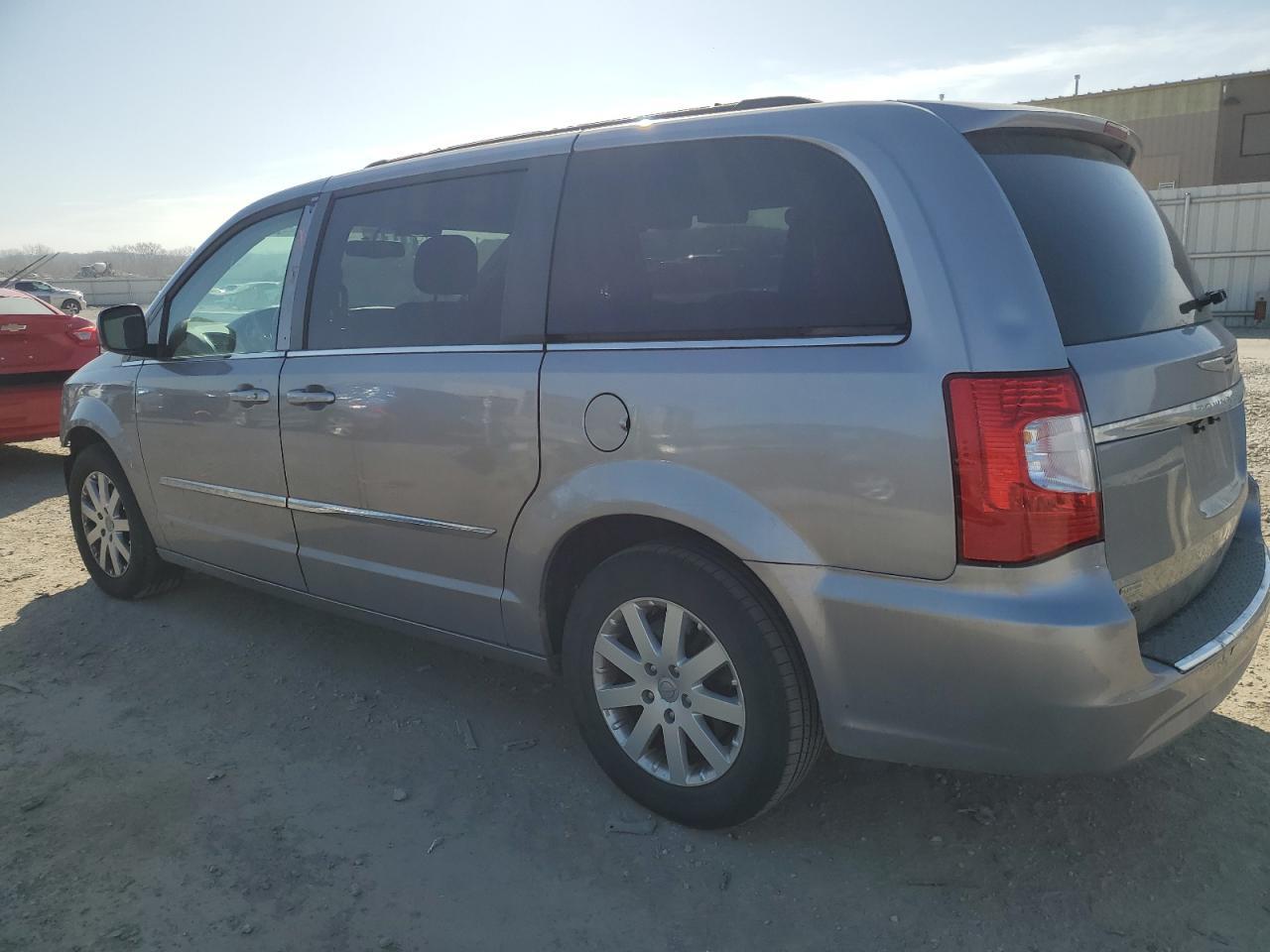 2014 CHRYSLER TOWN & COU - Image 2