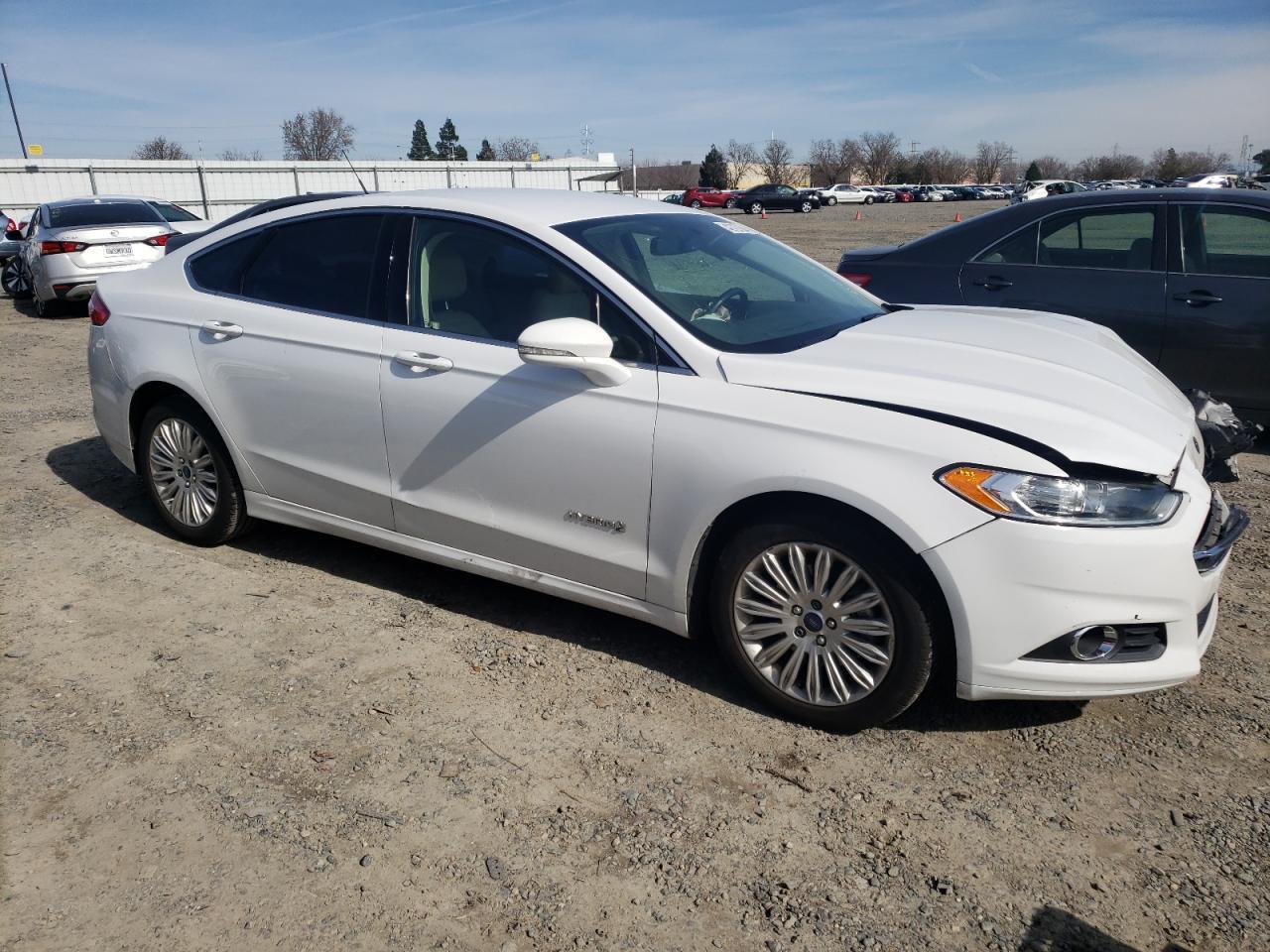 2014 FORD FUSION SE - Фото 4
