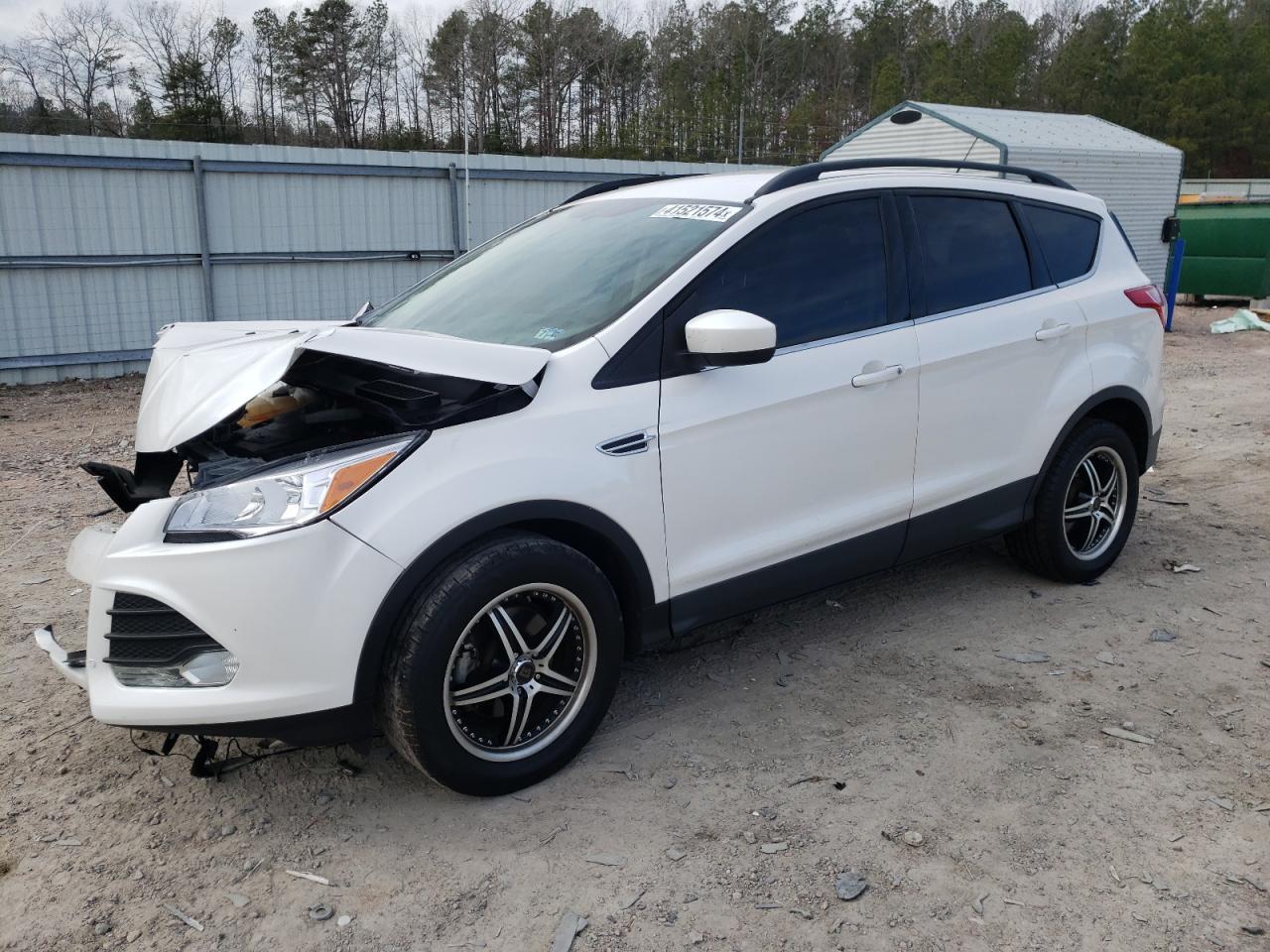 2015 FORD ESCAPE SE car image