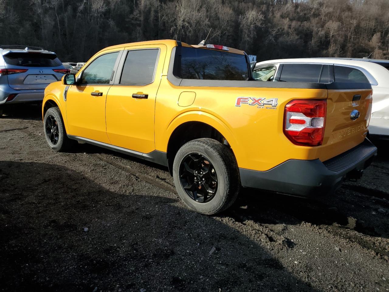 2022 FORD MAVERICK X - Image 2