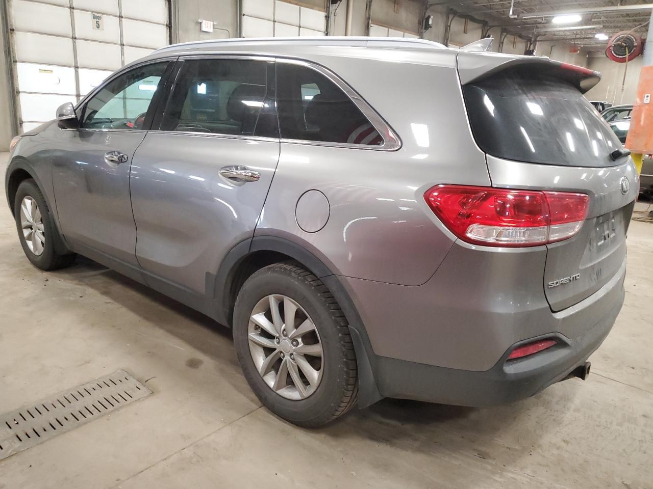 2016 KIA SORENTO LX - Image 2