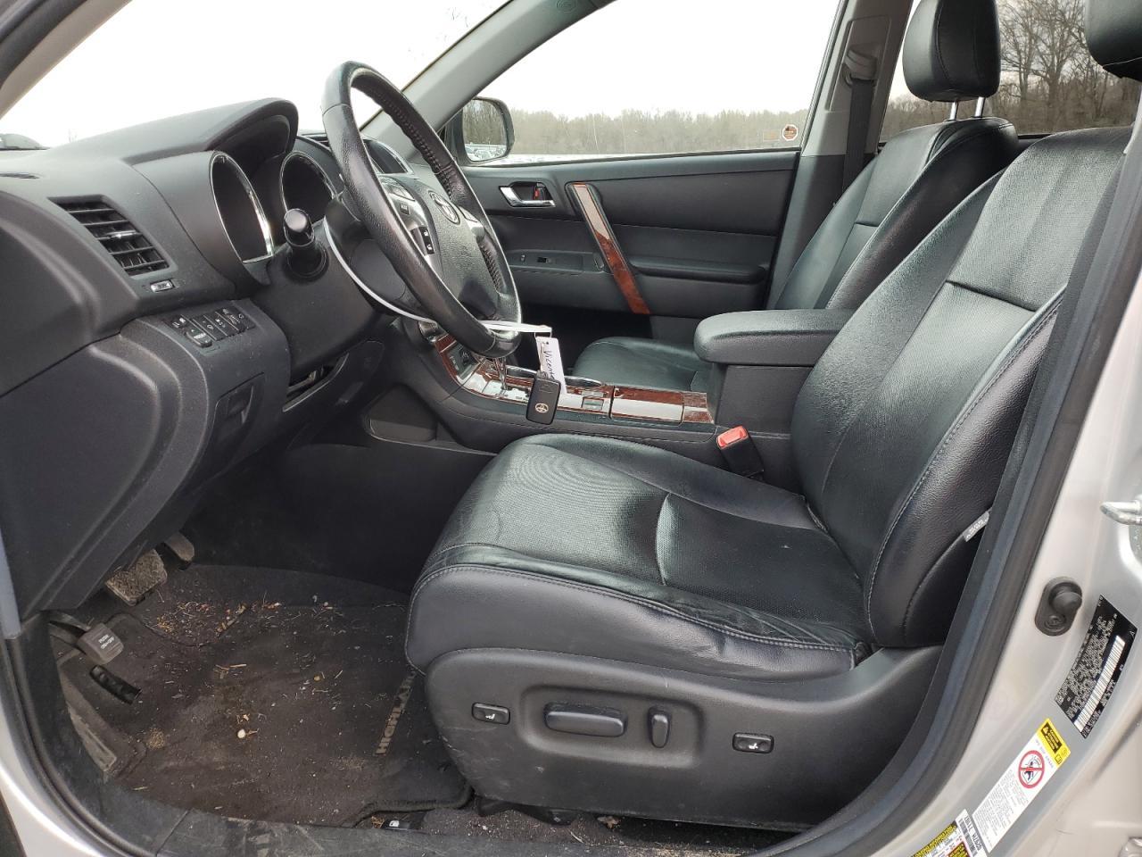 2012 TOYOTA HIGHLANDER - Фото 7