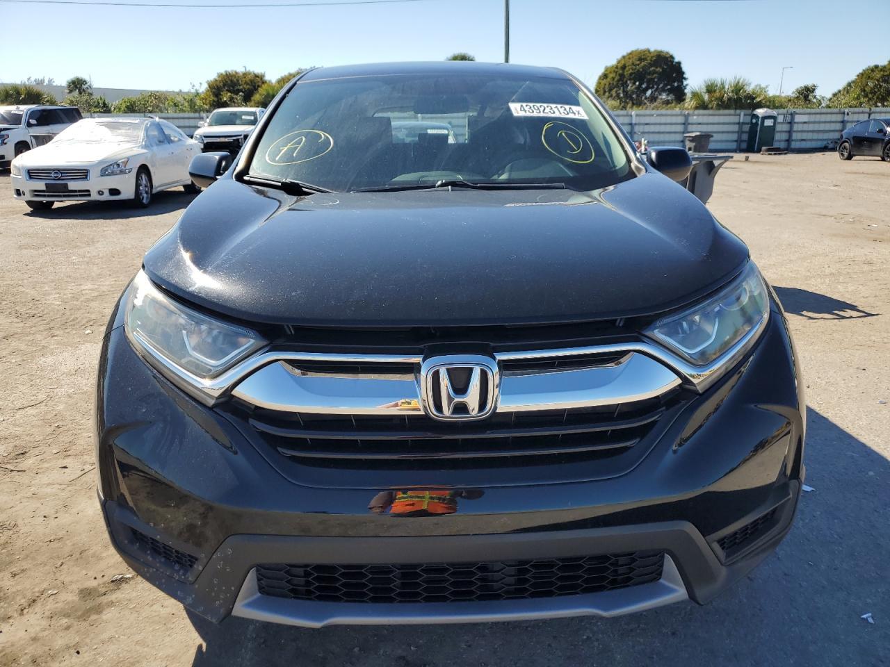 2017 HONDA CR-V LX - Image 5