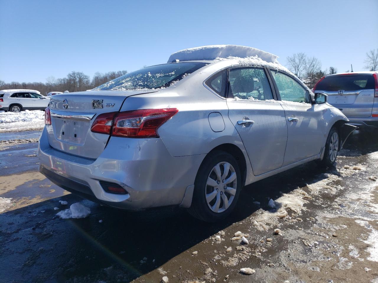 2017 NISSAN SENTRA S - Фото 3