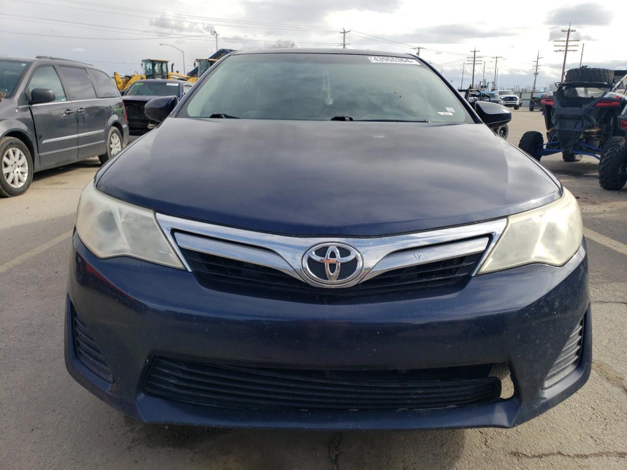 2014 TOYOTA CAMRY L - Image 5