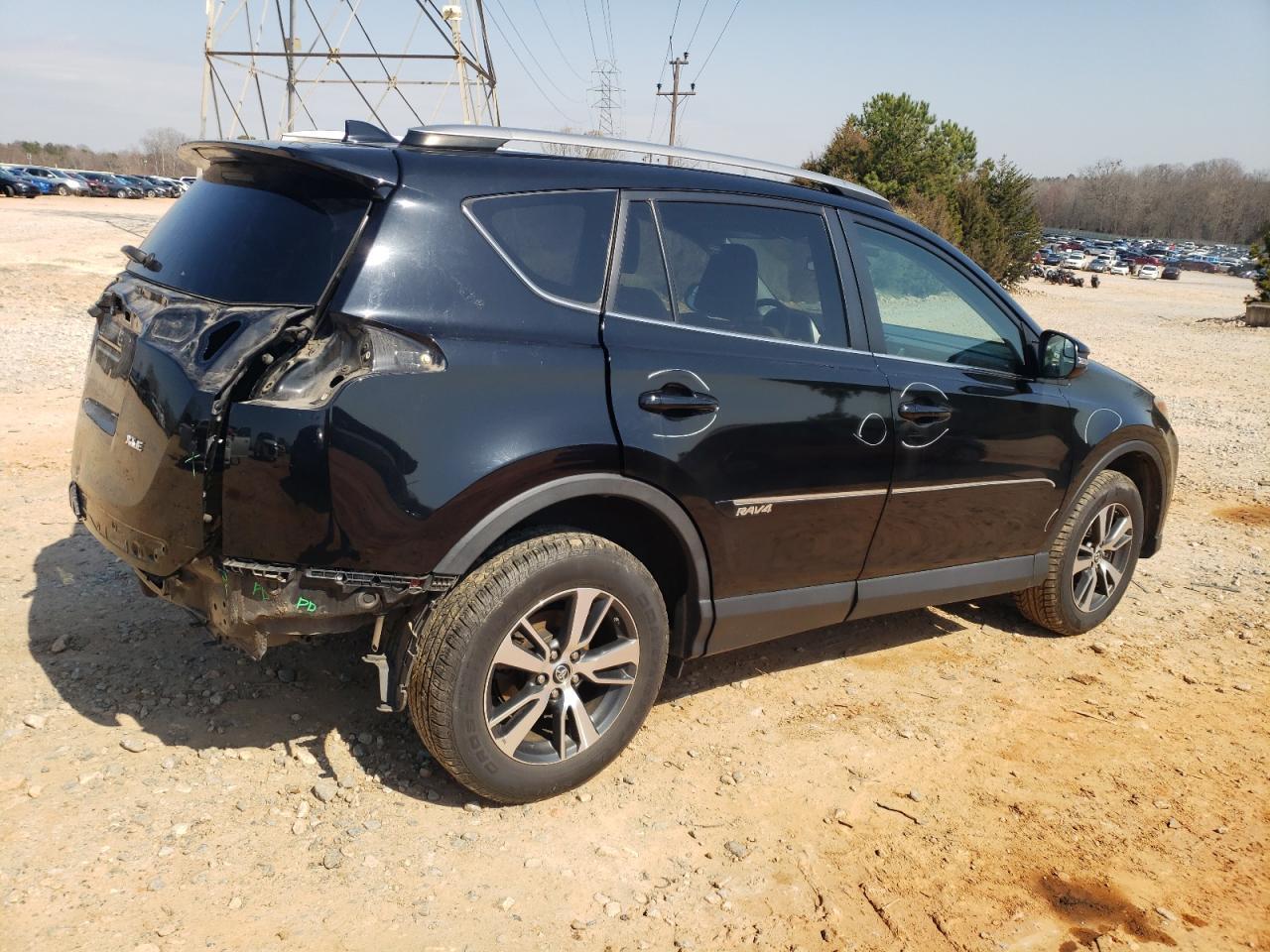 2017 TOYOTA RAV4 XLE - Фото 3