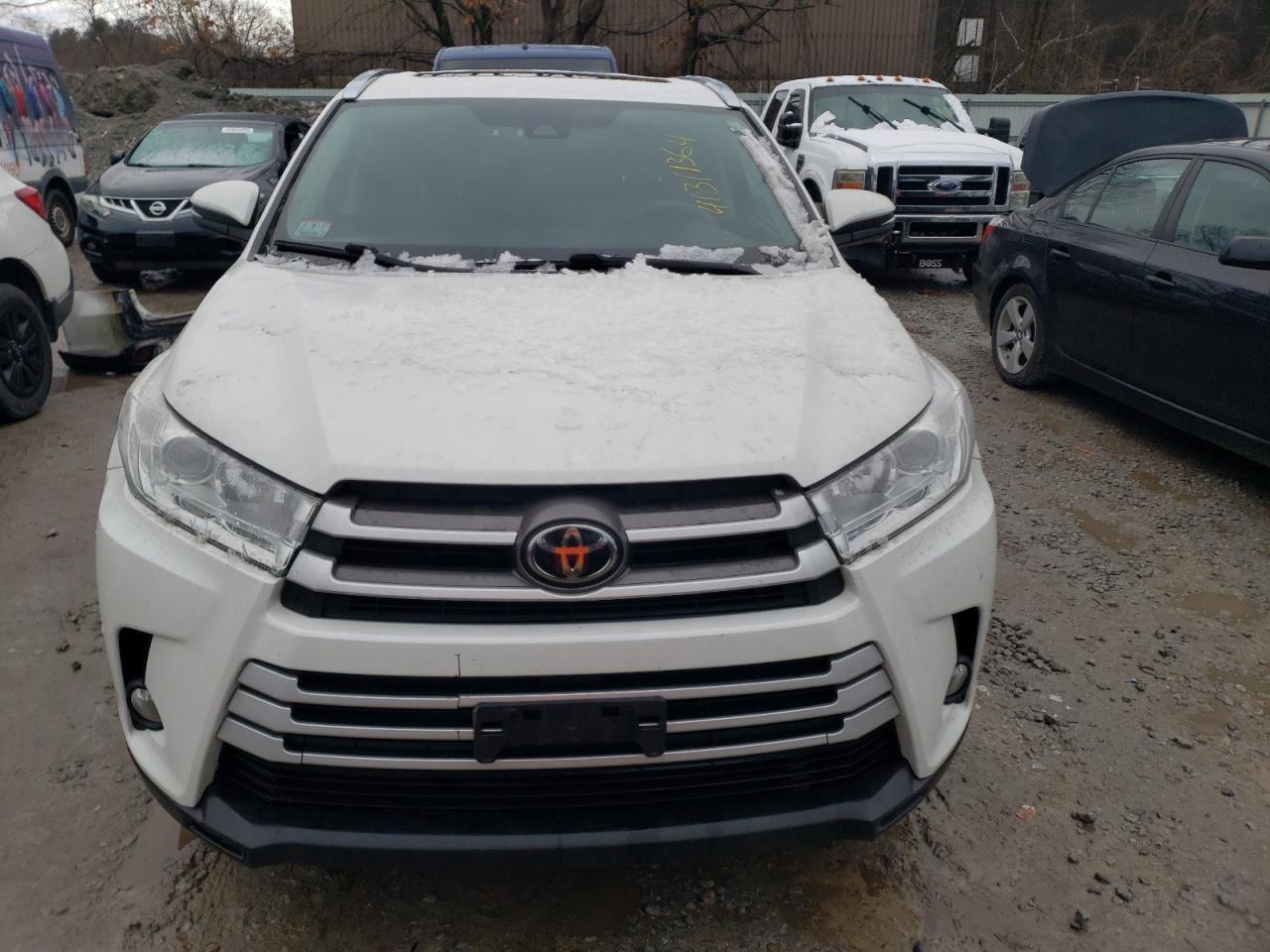 2018 TOYOTA HIGHLANDER - Фото 5