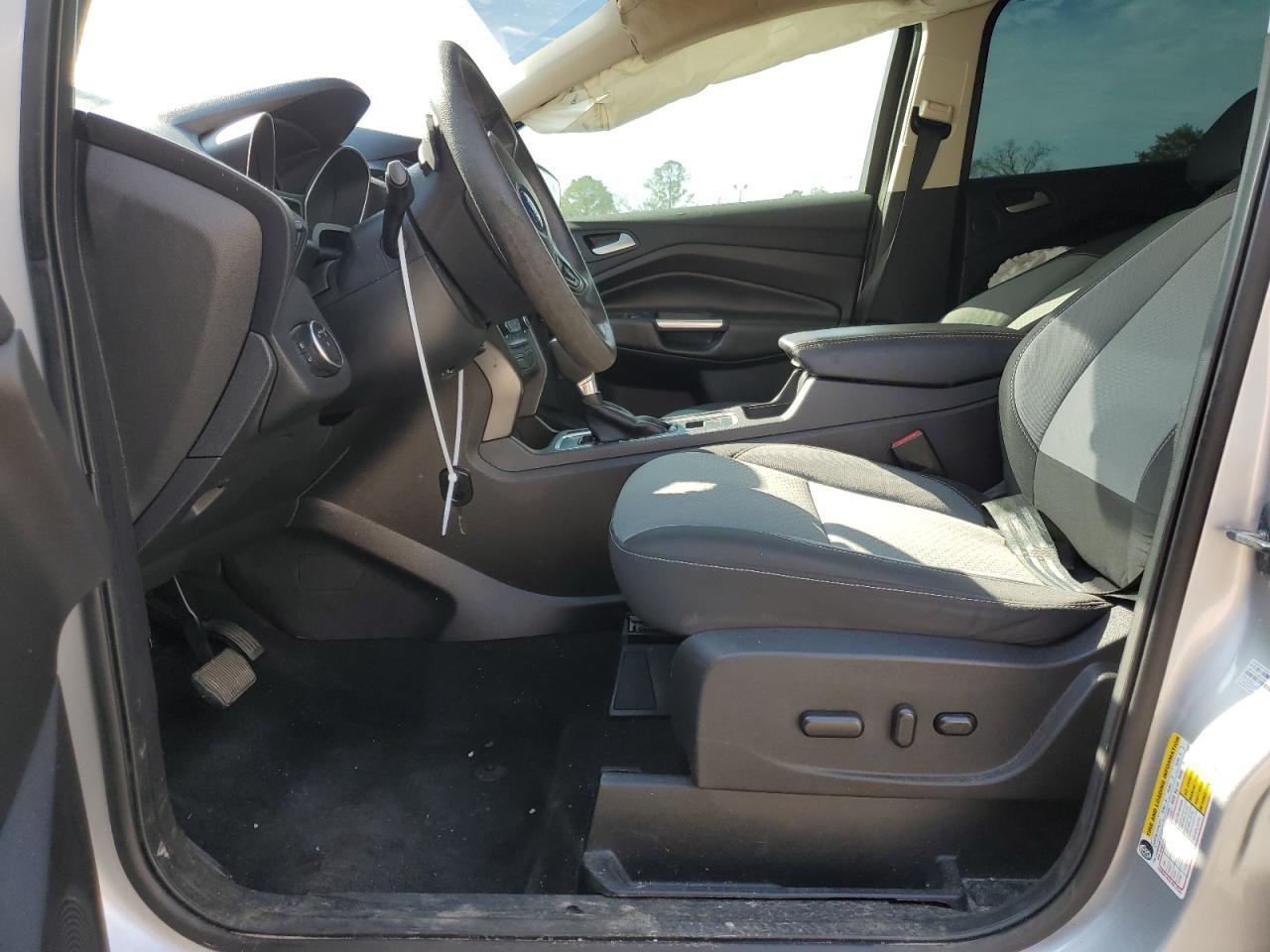2017 FORD ESCAPE SE - Image 7