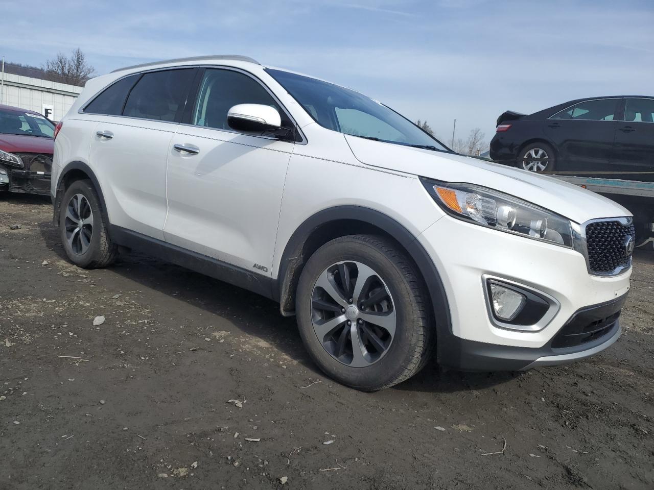 2016 KIA SORENTO EX - Image 4
