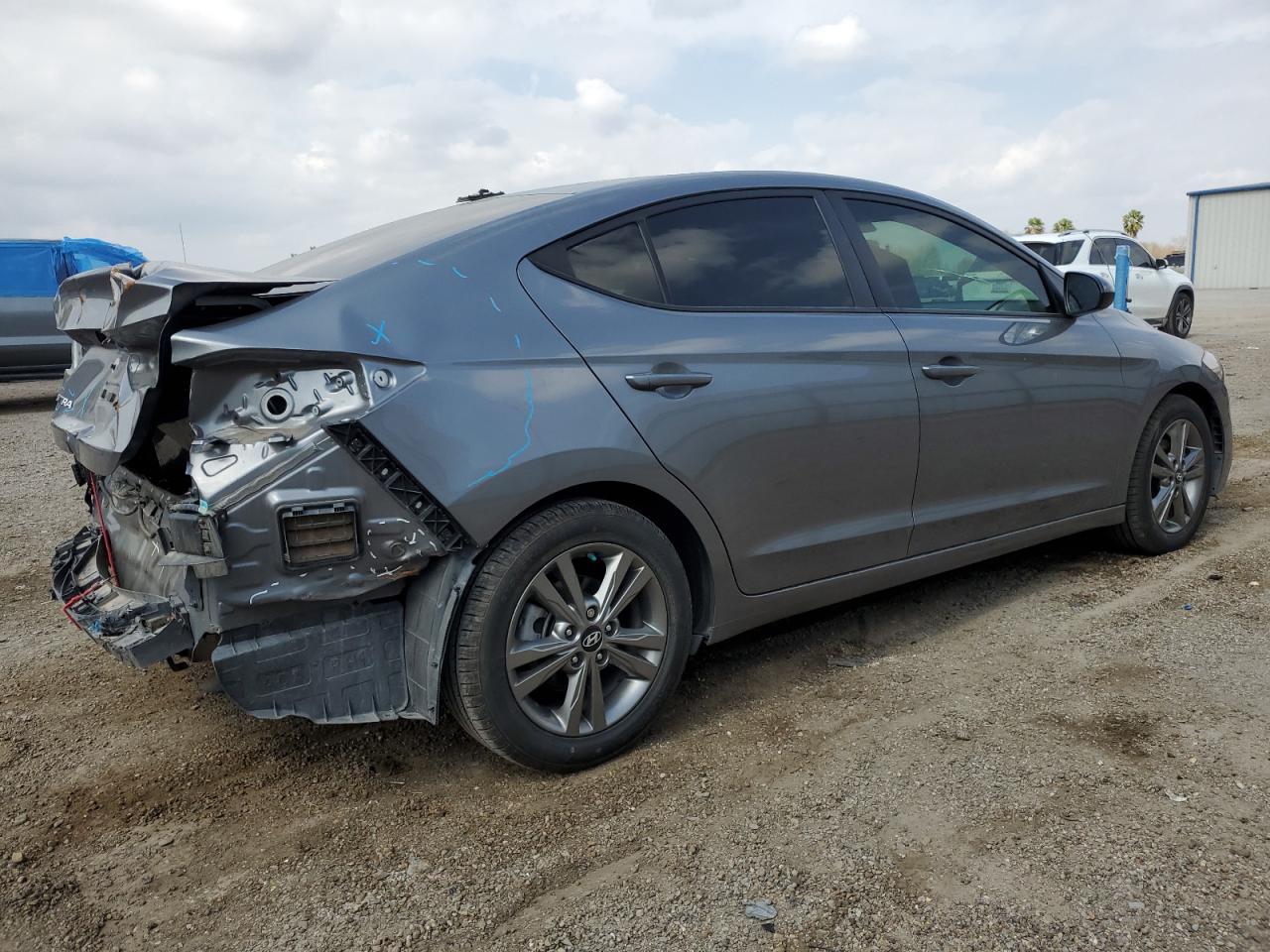 2018 HYUNDAI ELANTRA SE - Фото 3