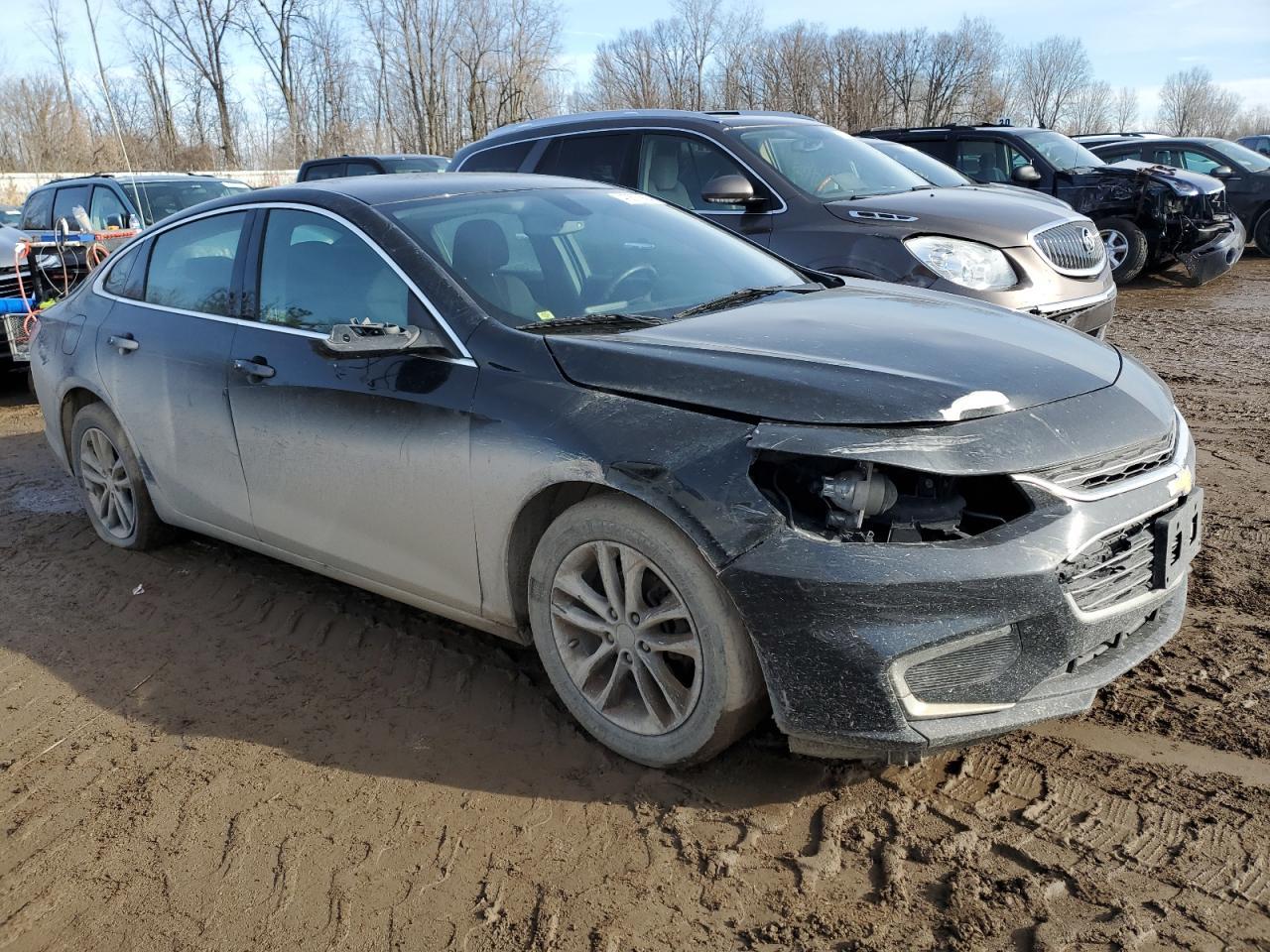 2017 CHEVROLET MALIBU LT - Image 4