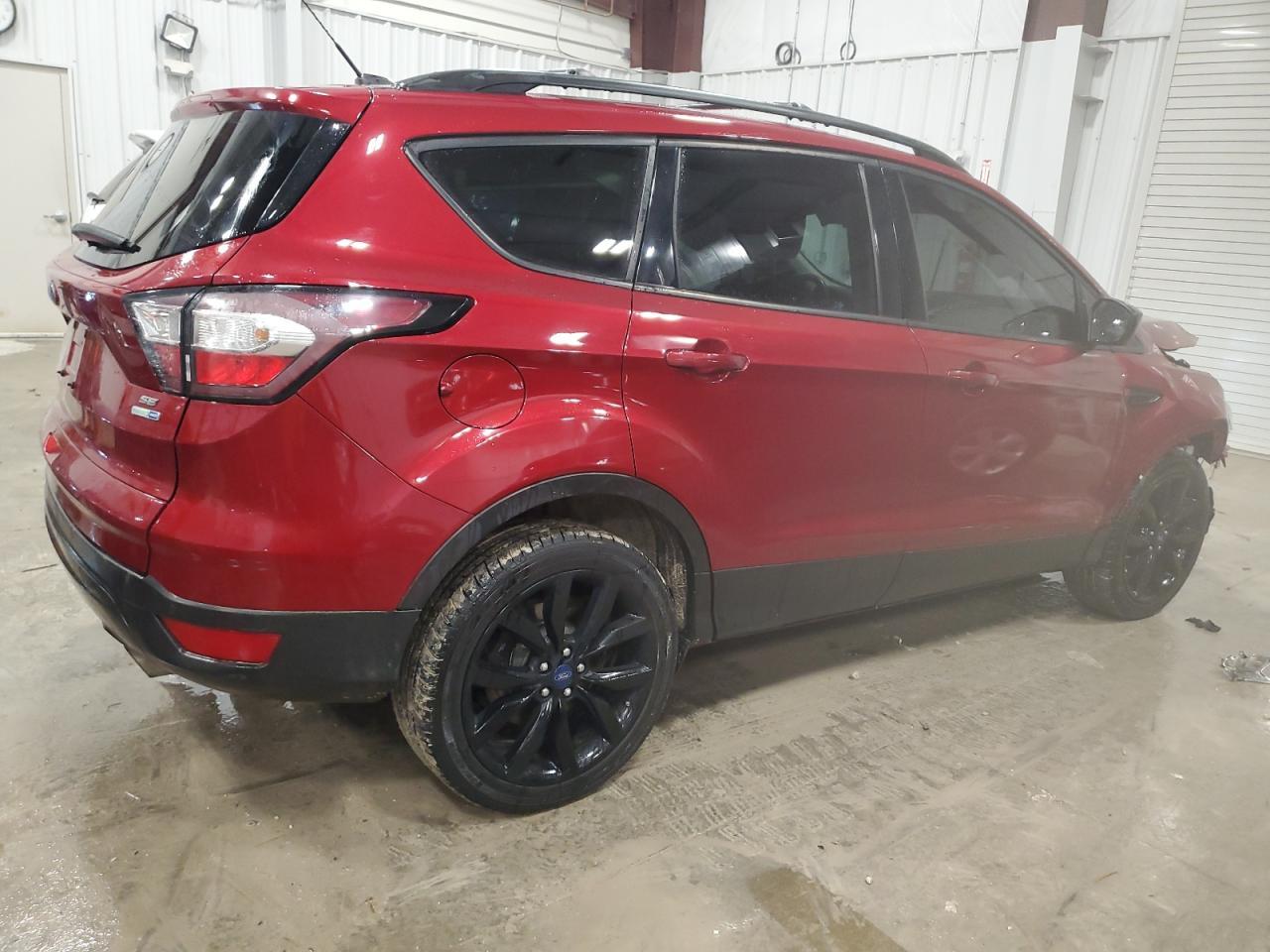 2017 FORD ESCAPE SE - Image 3