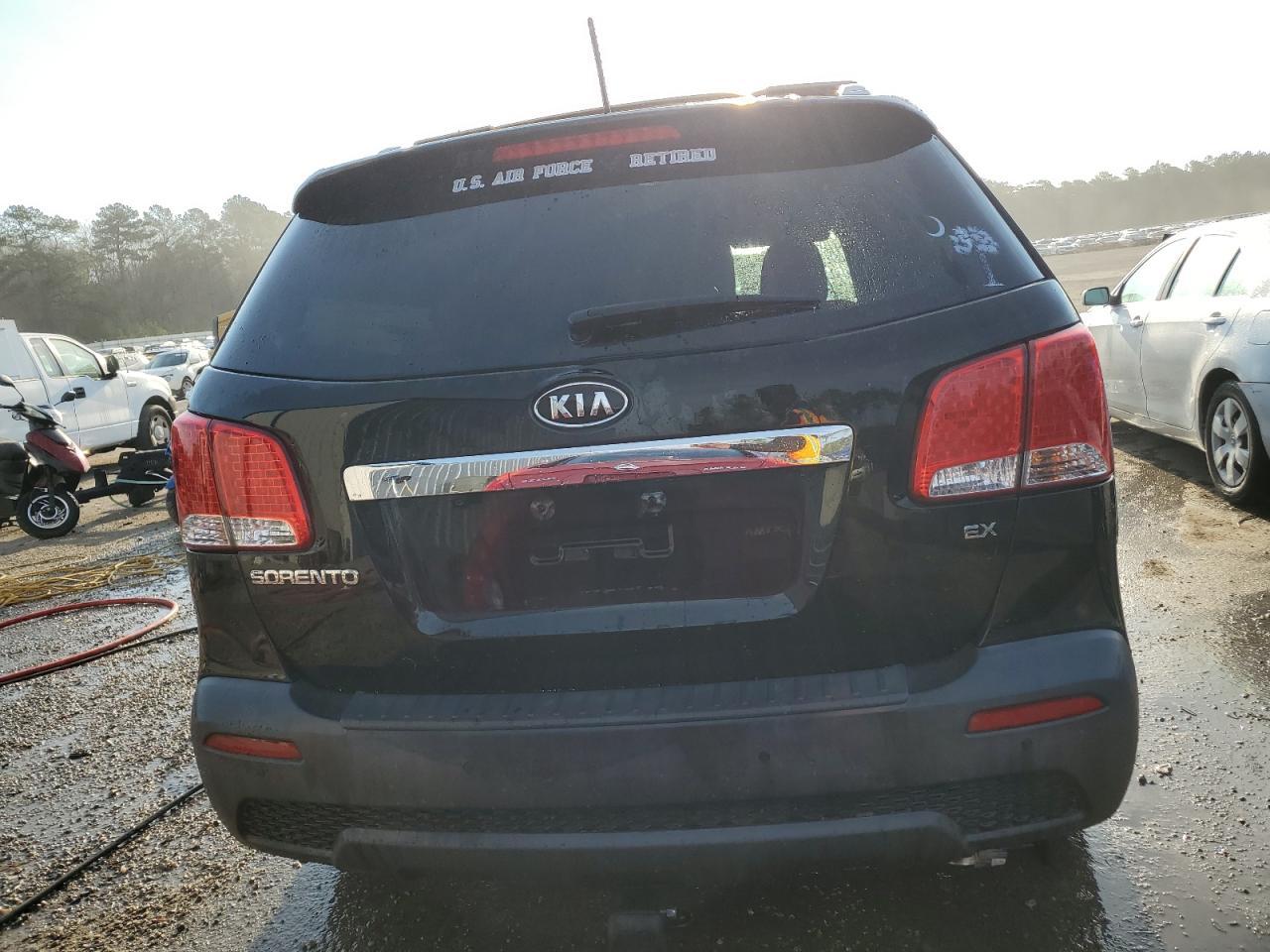 2012 KIA SORENTO EX - Image 6